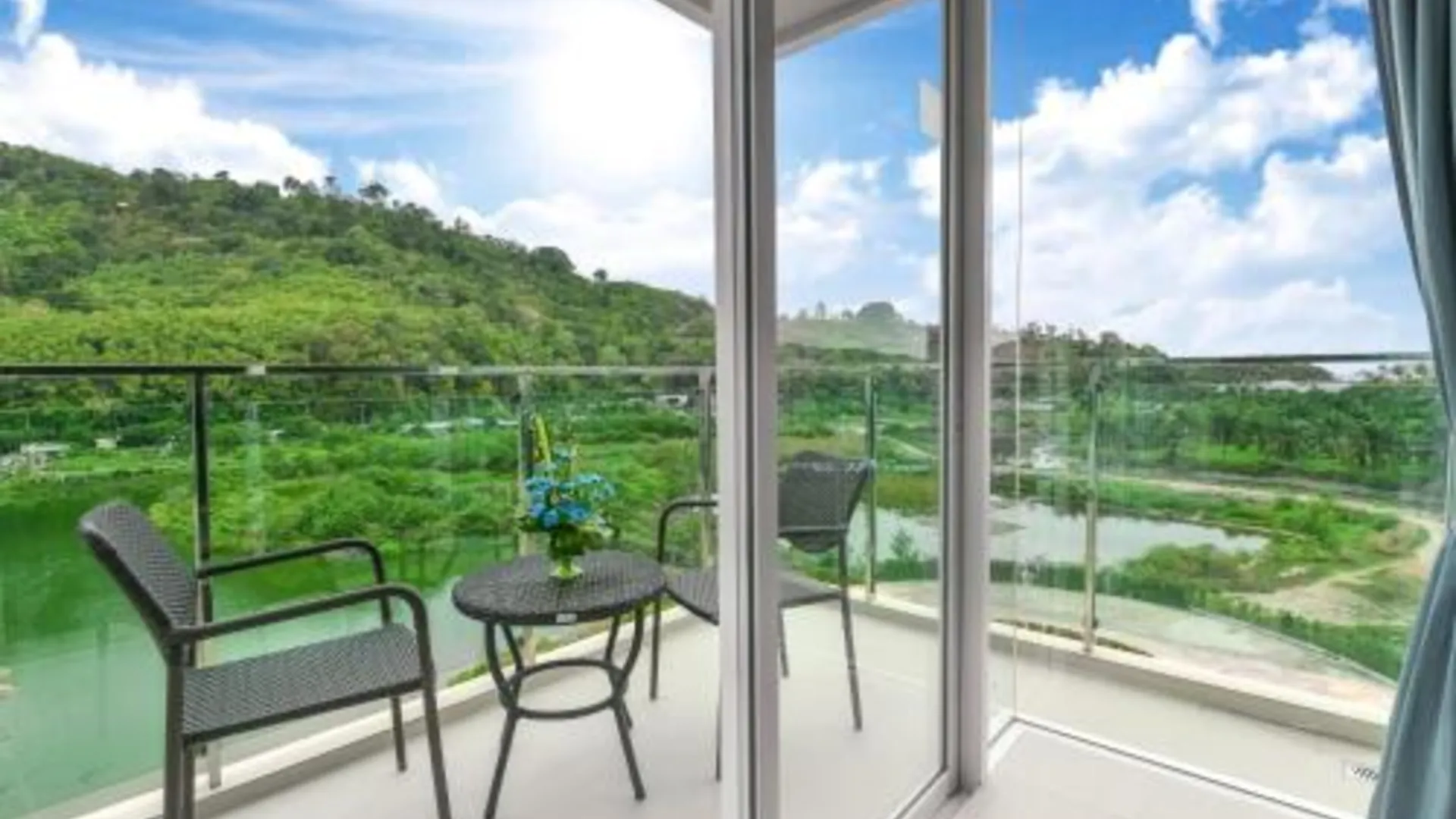 푸켓 피셔맨 하버 어반 리조트 5성급 호텔 수영장