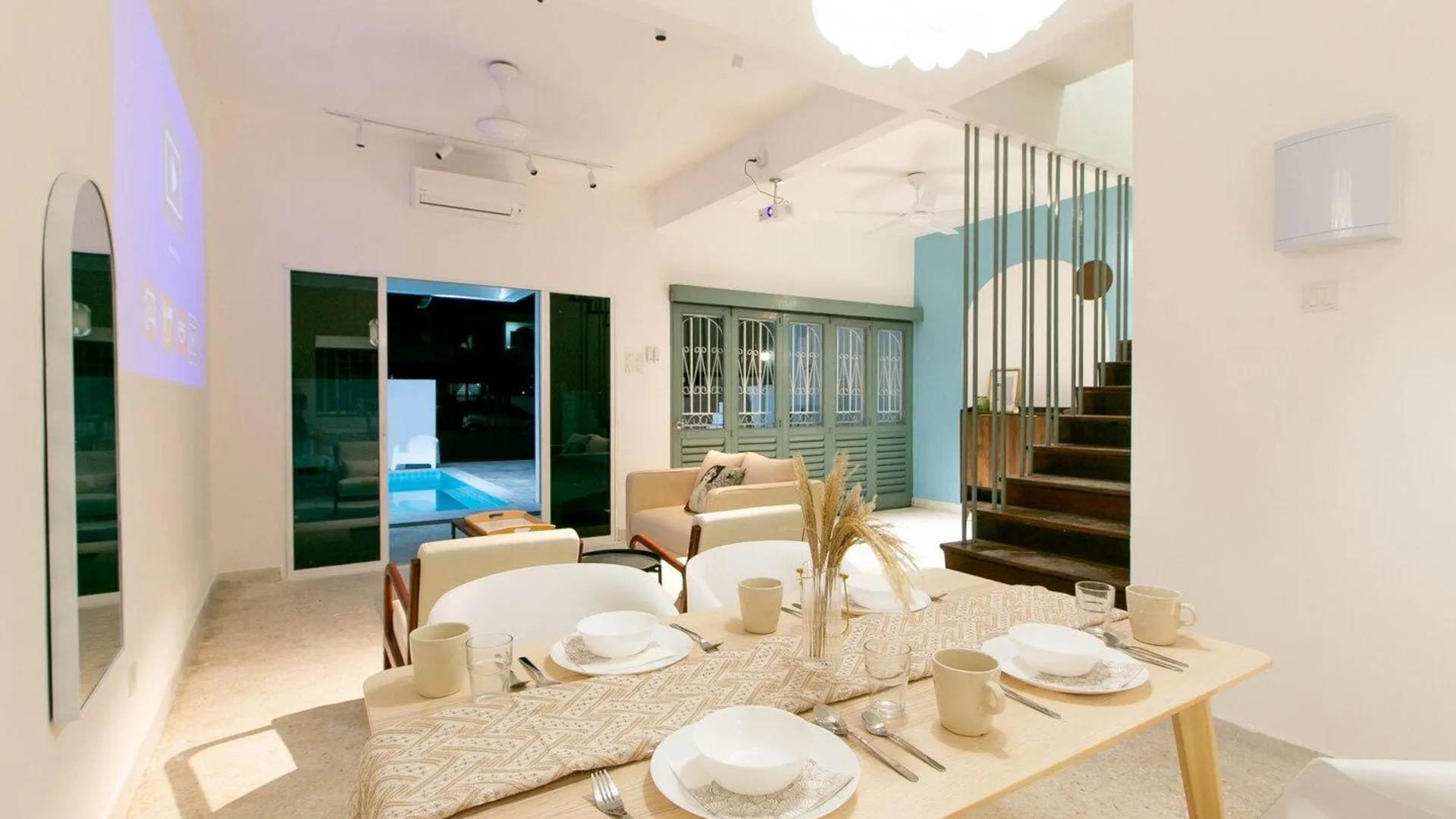 이포 이포 시티의 프라이빗 하우스 (210m², 침실 4개, 프라이빗 욕실 3개) 3성급 싱글룸 로비