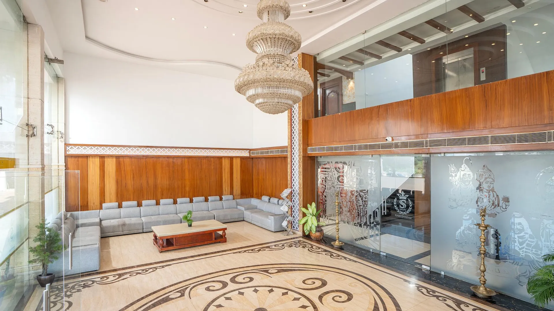 람메스와람 Hotel SS Palace 3성급 호텔 로비