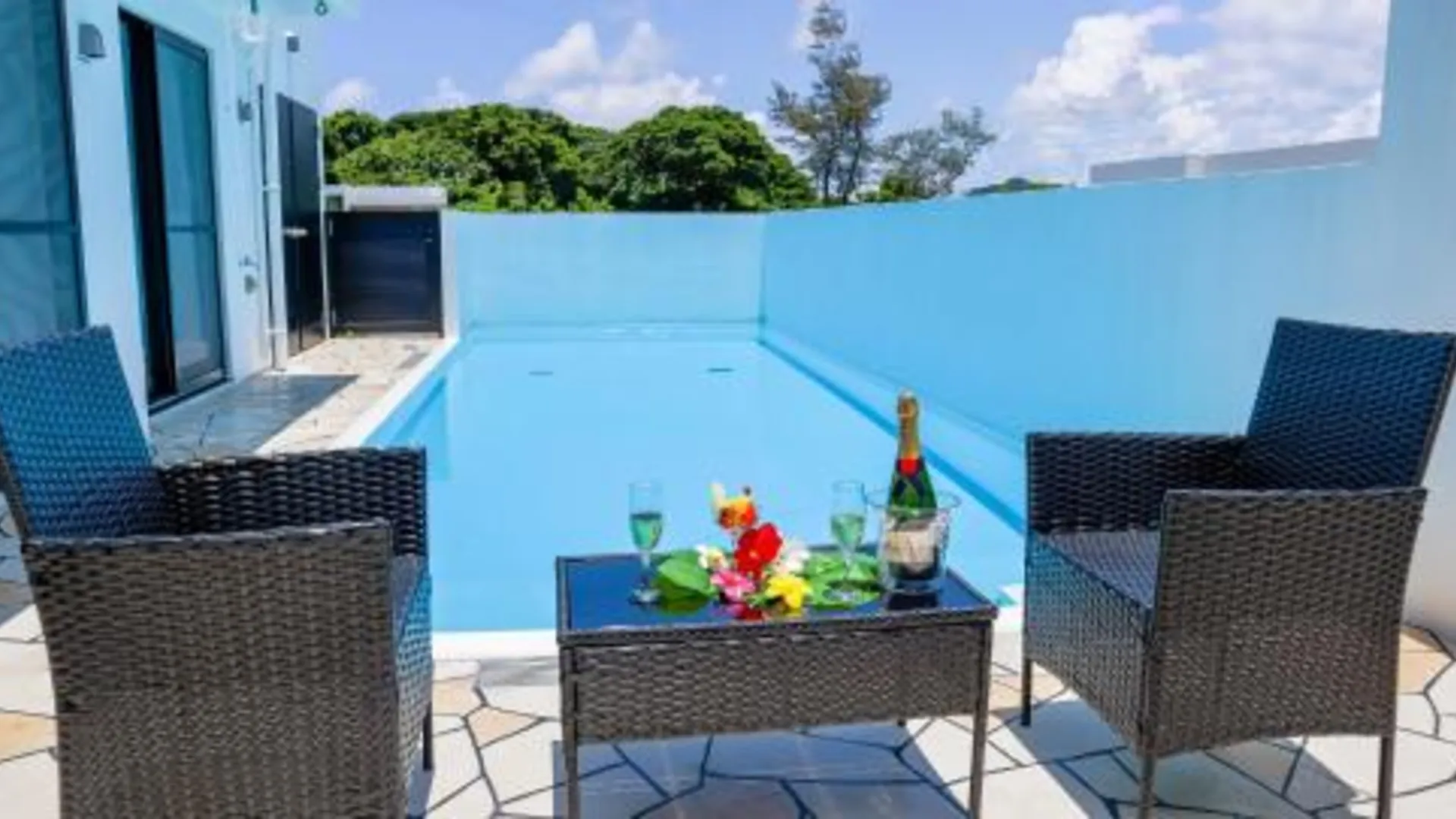 오키나와 본섬 프라이빗 풀빌라 모토부 5성급 호텔 레스토랑