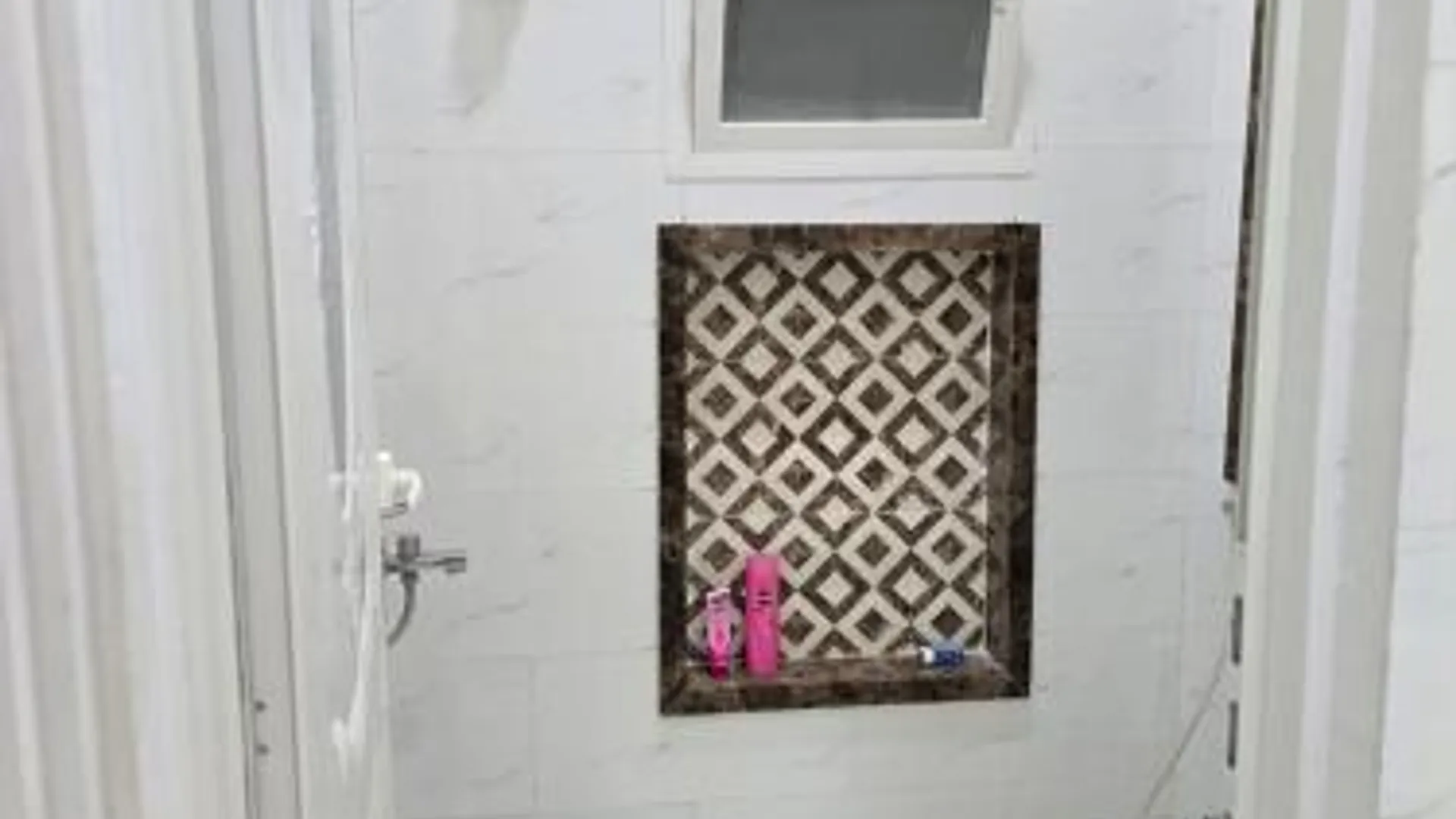 아지만 Elegant Room in Luxury Villa 3성급 게스트하우스 스위트룸