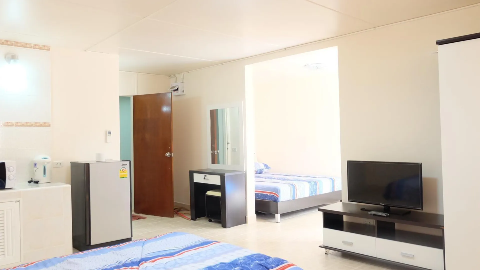 방콕 스마트 레지던스 @ 무엉통타니 2성급 호텔 객실