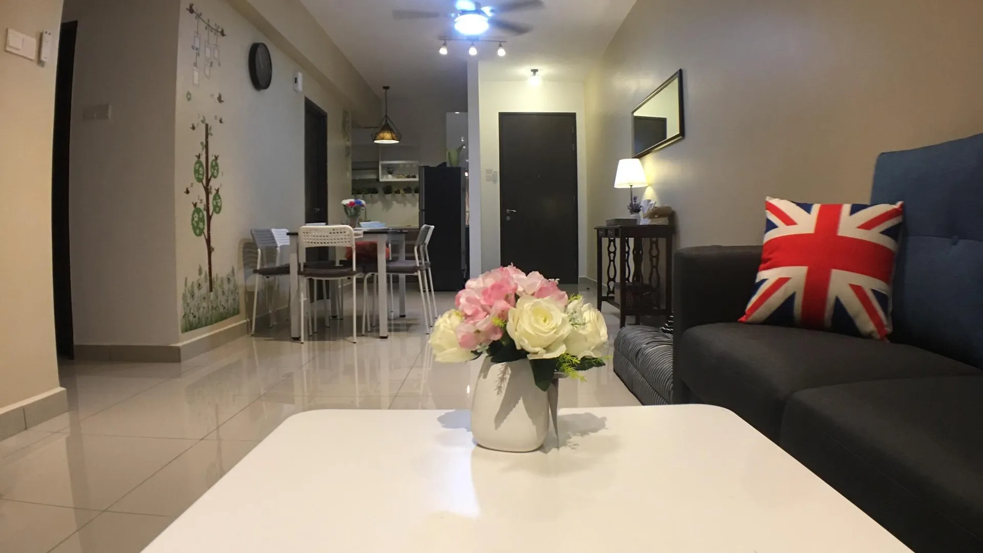 이포 캄풍 쿠차이의 아파트먼트 (85m², 침실 3개, 프라이빗 욕실 2개) 3성급 싱글룸 객실