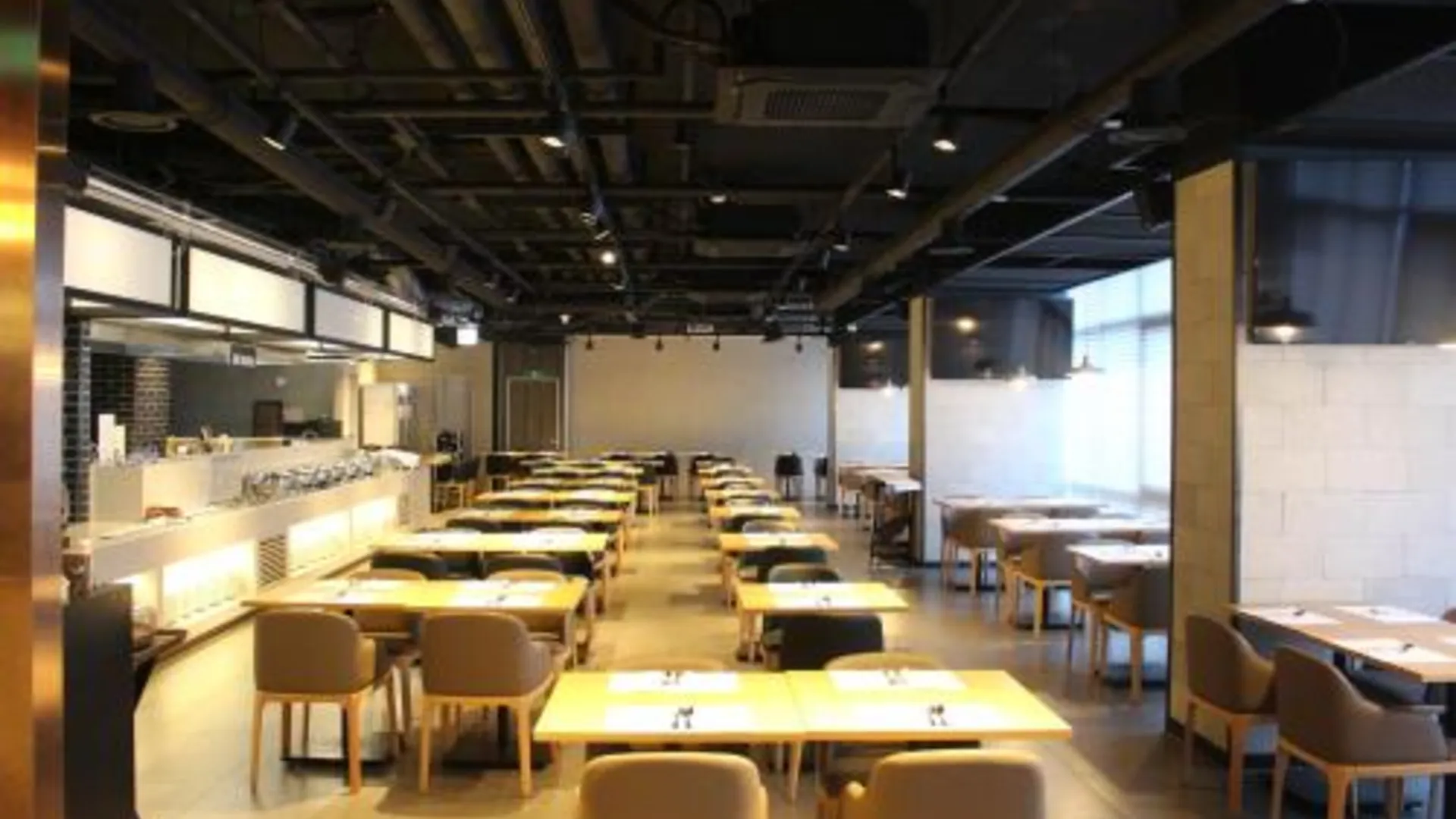 부산 라마다 앙코르 바이 윈덤 부산 해운대 4성급 호텔 외관