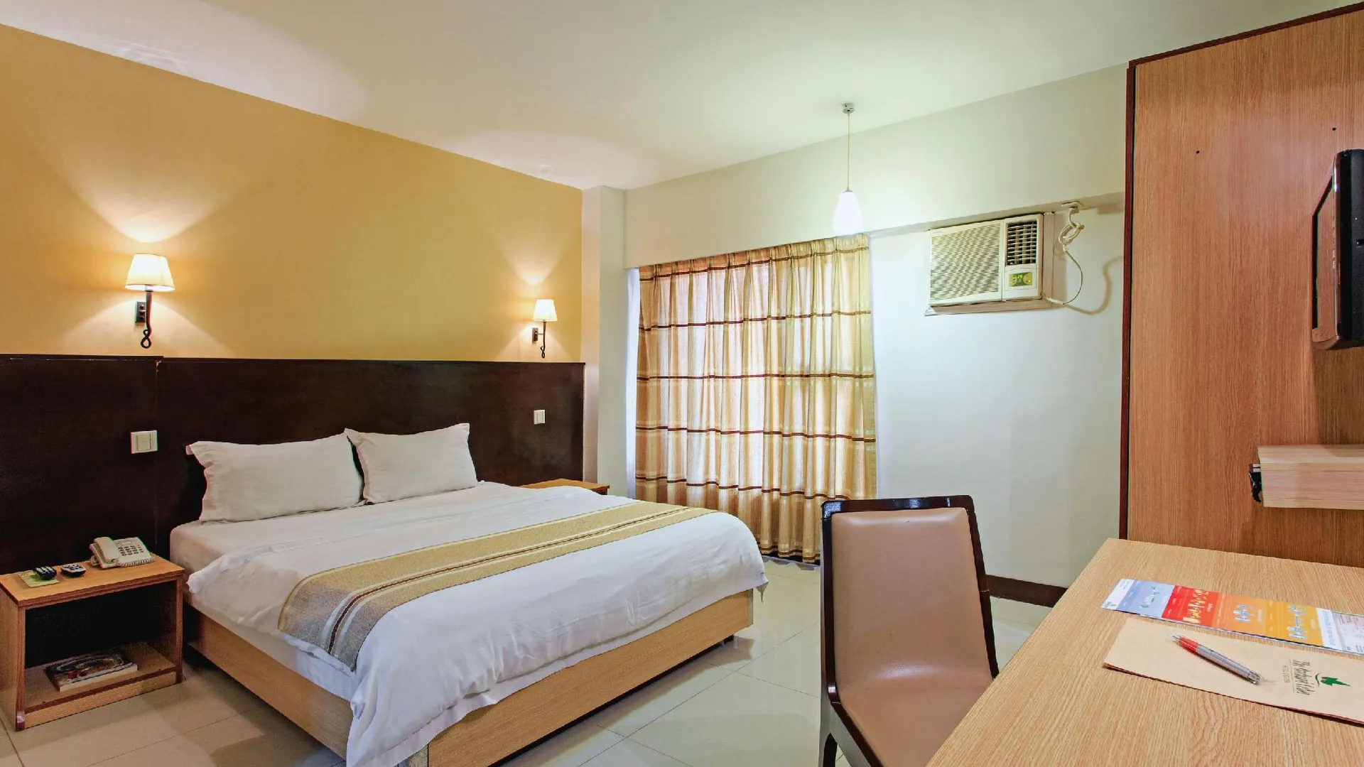 세부 디 오차드 세부 호텔 앤 스위트 파워드 바이 코코텔 3성급 호텔 스위트룸