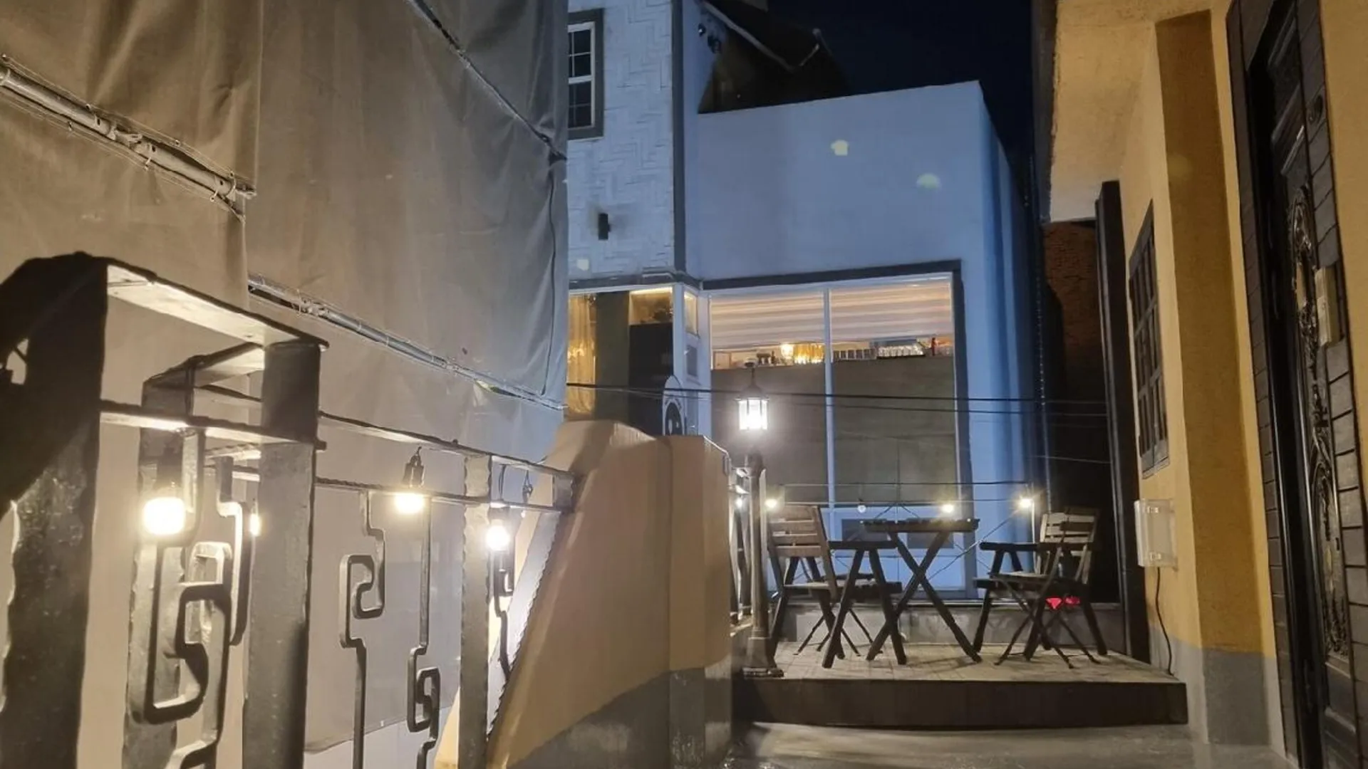 서울 신촌의 프라이빗 하우스 (m², 침실 1개, 프라이빗 욕실 1개) 4성급 게스트하우스 수영장