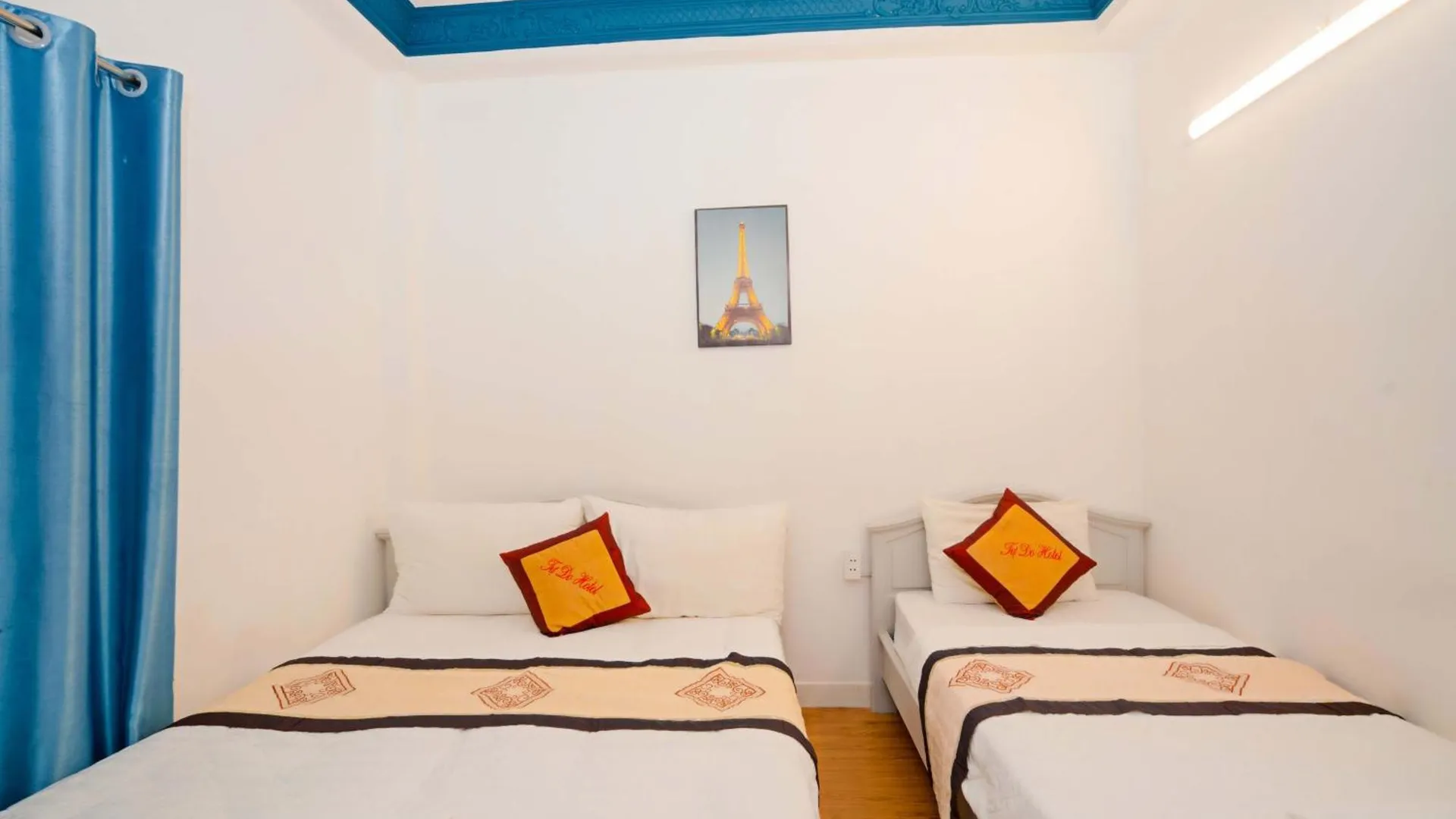 호치민 프리덤 호텔 2성급 호텔 스위트룸