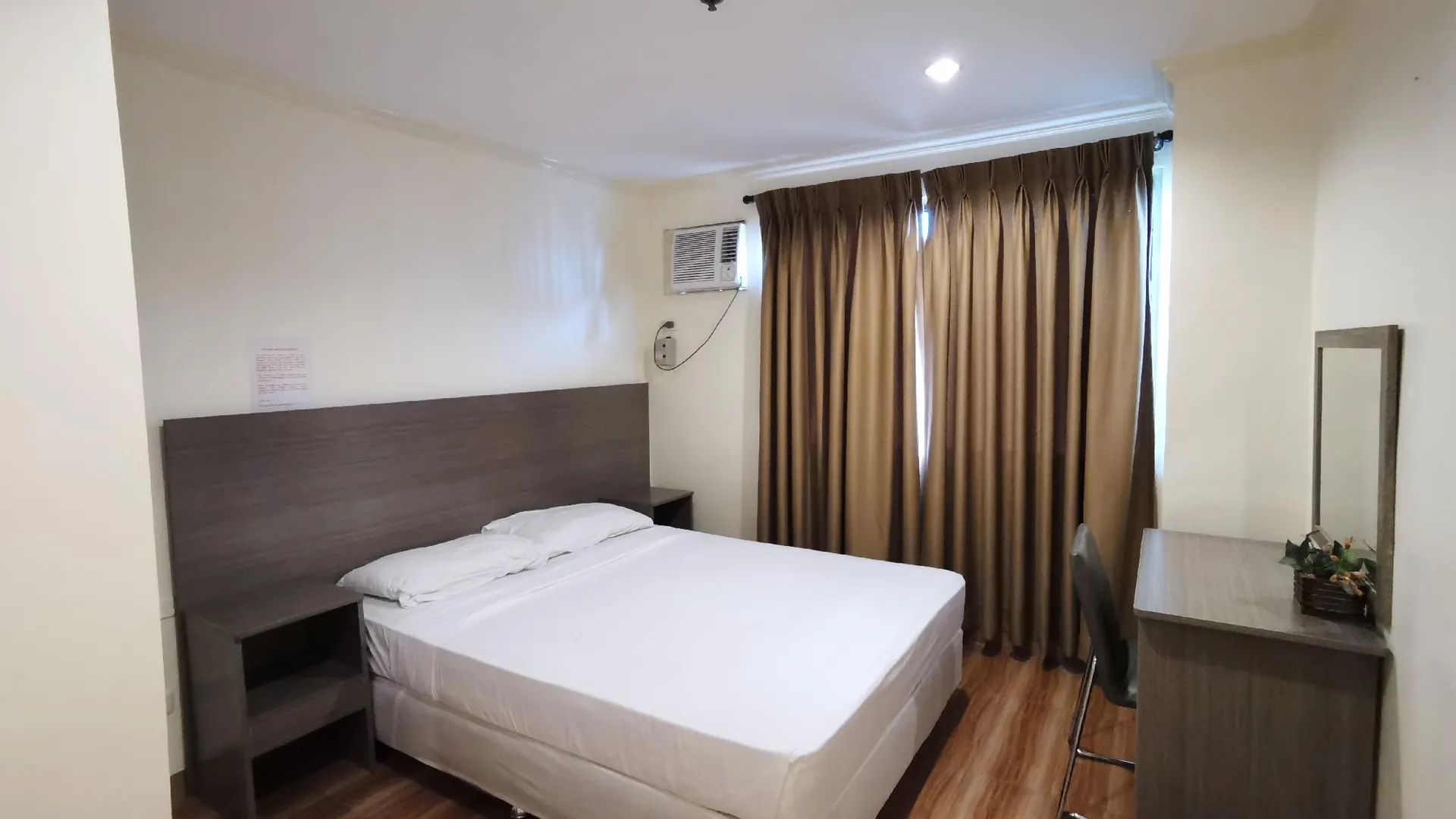 세부 메트로 파크 호텔 2성급 호텔 스위트룸