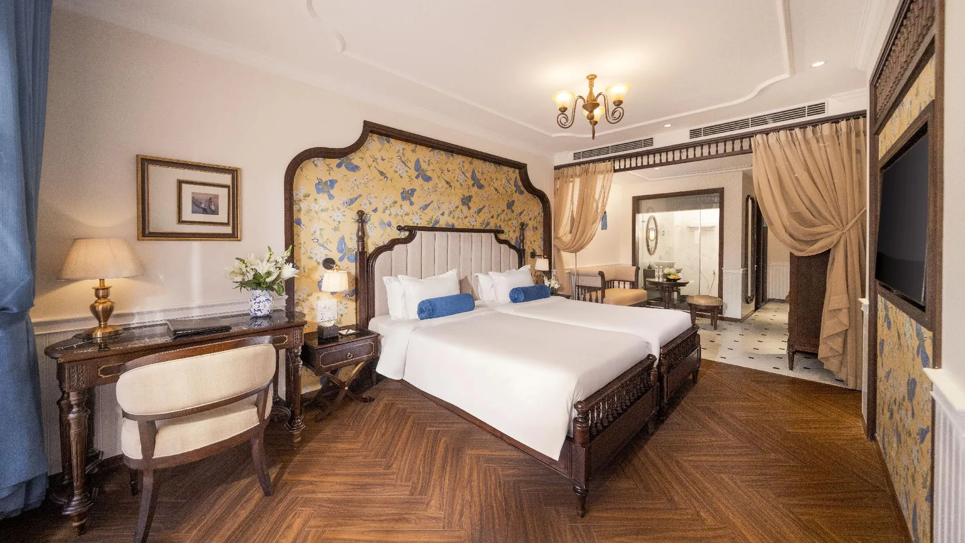 하노이 티란트 호텔 5성급 호텔 스위트룸