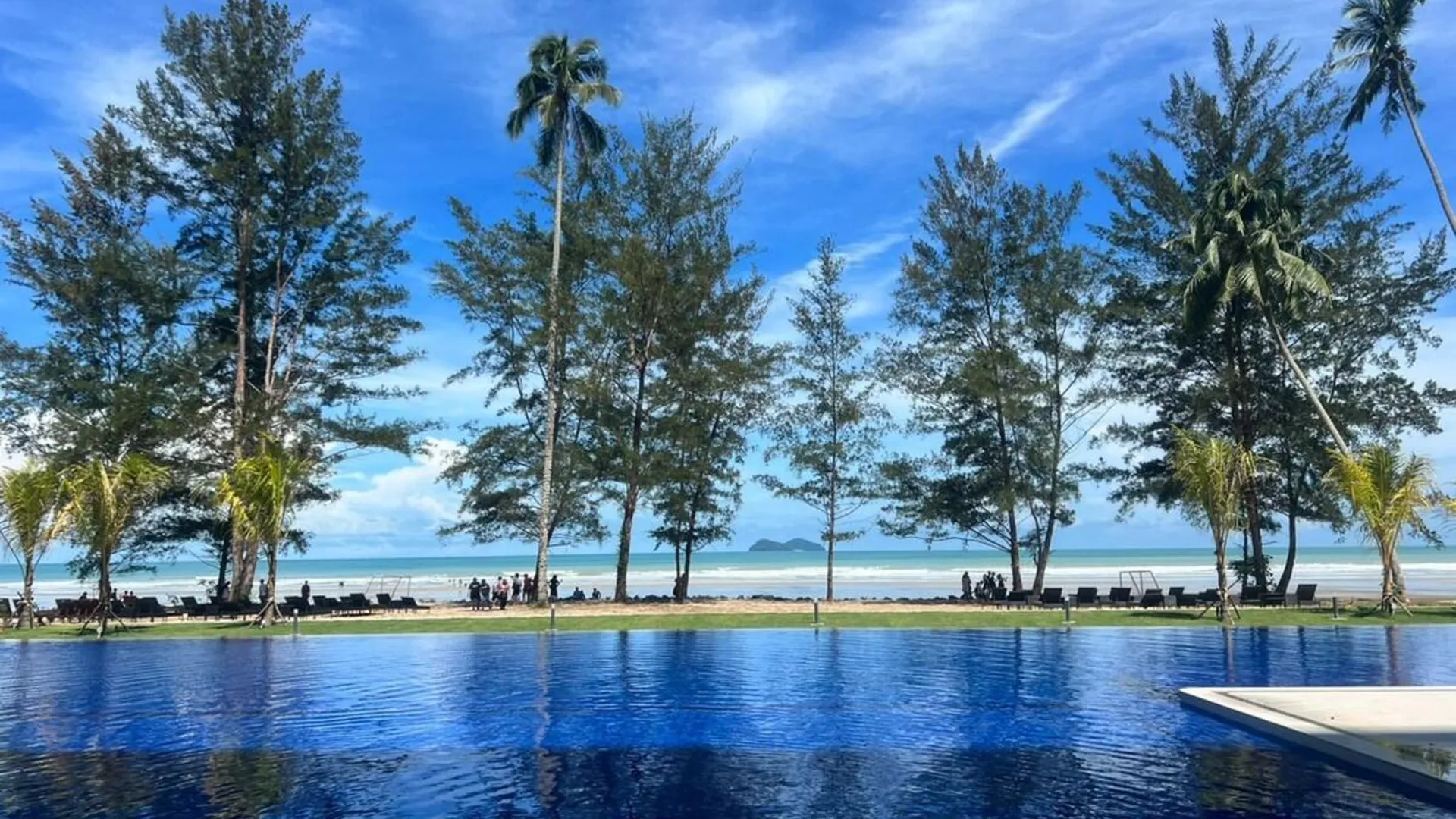 세마탄 세마탄 록시 비치 아파트먼트 2성급 게스트하우스 외관