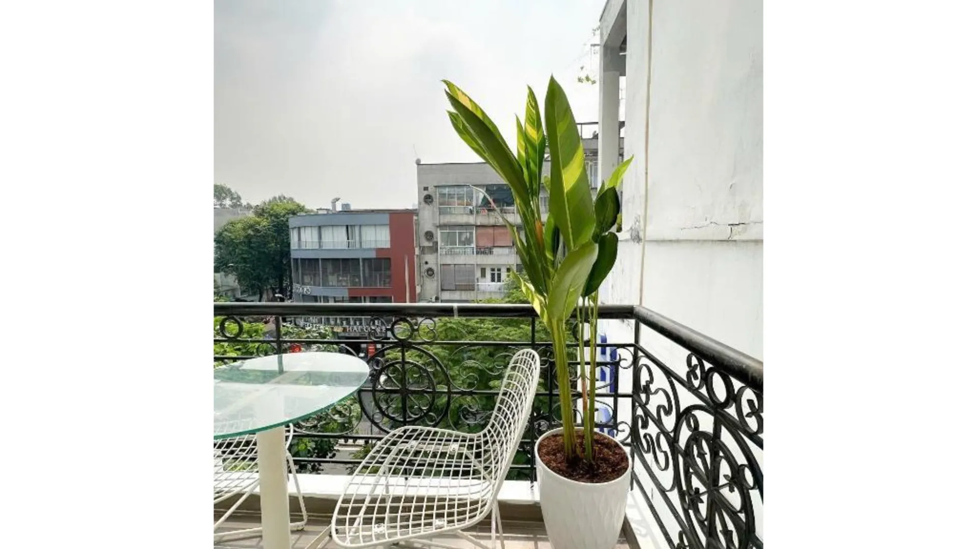 호치민 코지 사이공 선셋 아파트먼트 - 스텝스 투 부이비엔 3성급 호텔 수영장