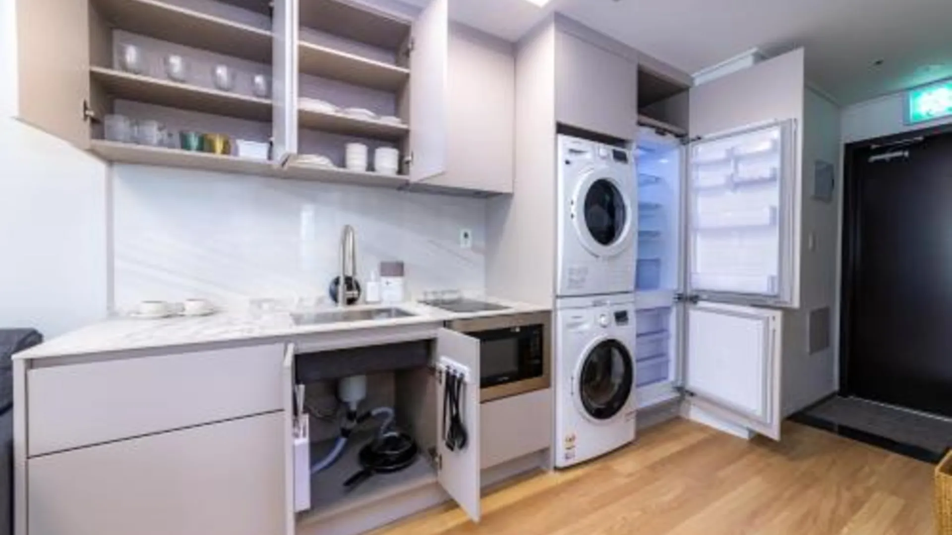 서울 구도 레지던스 충무로 3성급 호텔 로비