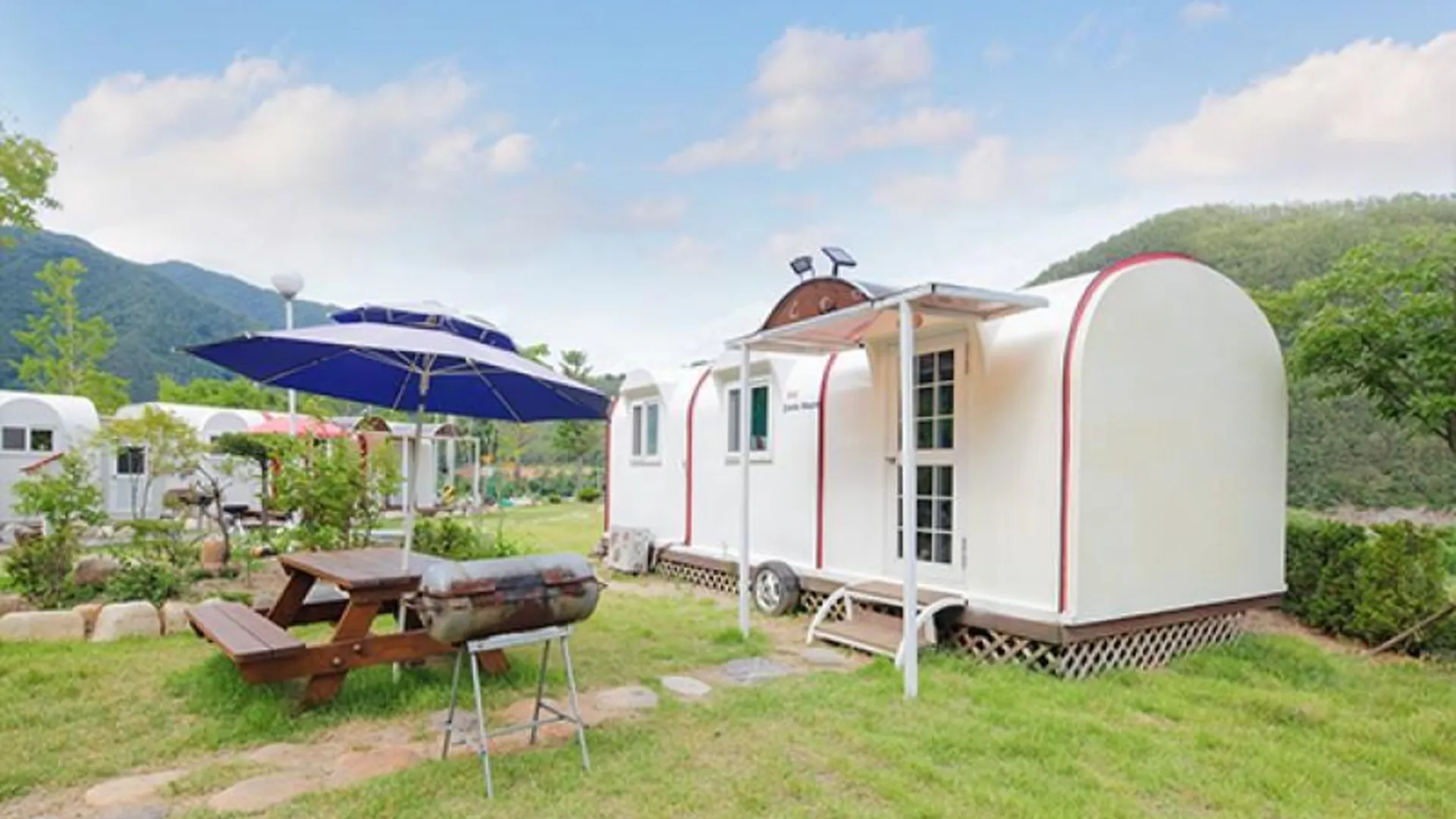 단양 단양 휴돔하우스펜션 2성급 게스트하우스 외관