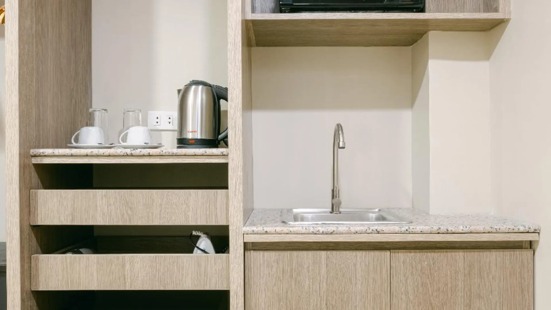 세부 슈어스테이 플러스 바이 베스트 웨스턴 세부 시티 2성급 호텔 레스토랑