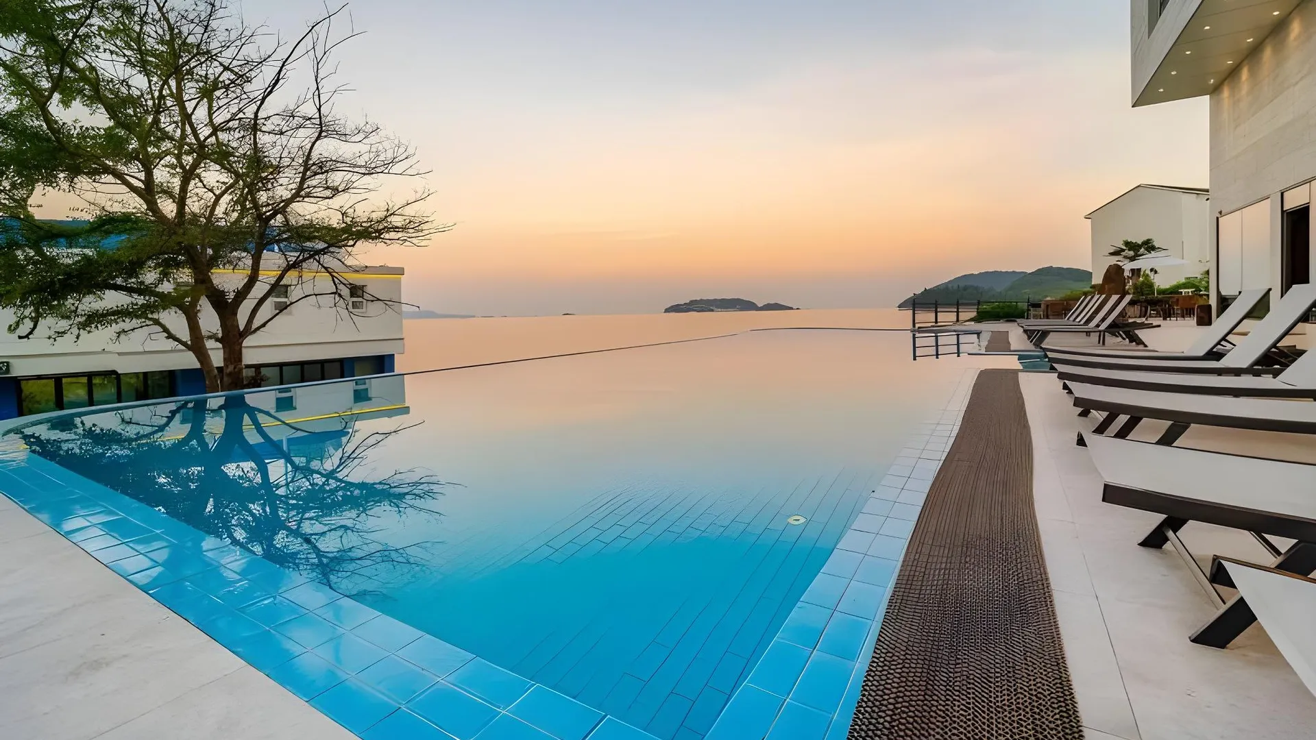 거제 거제도 웨스트포트펜션 4성급 게스트하우스 로비