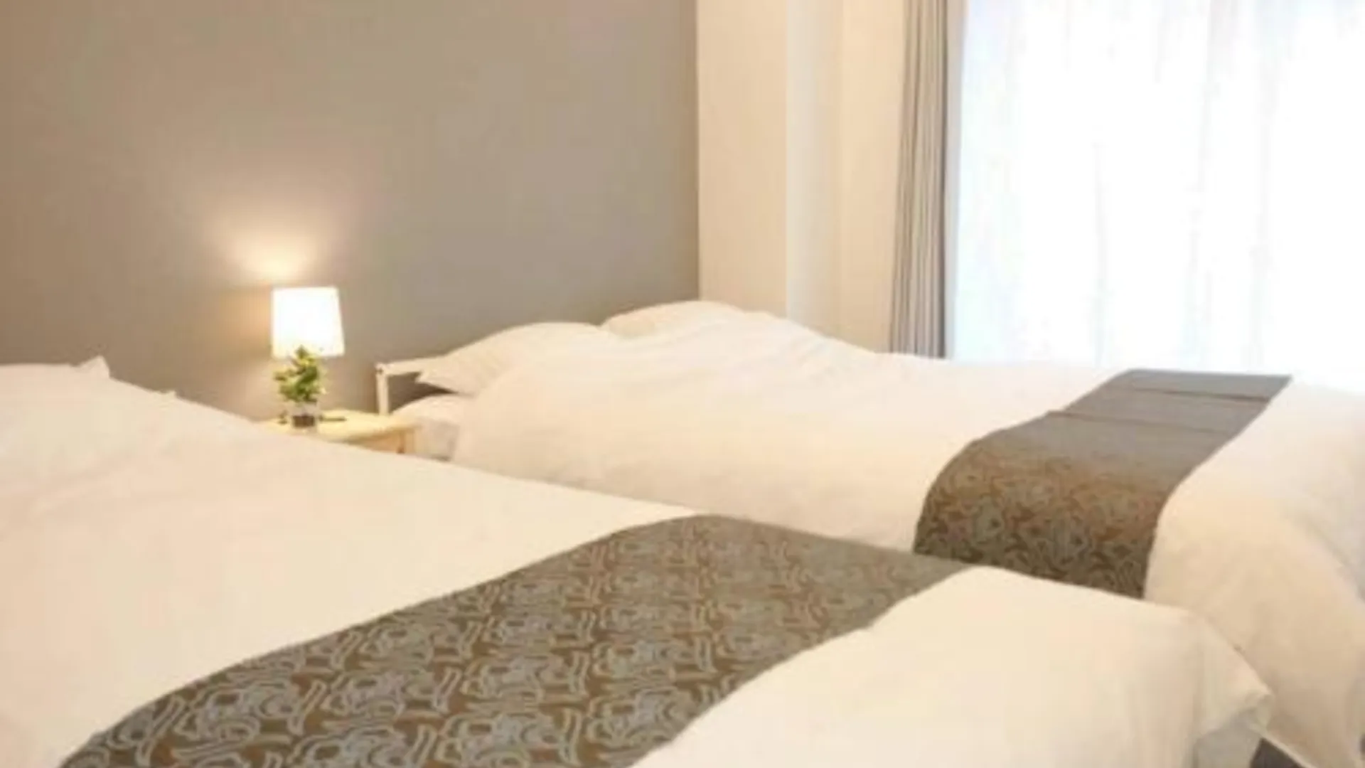 오사카 Shin Osaka Grand Heights SG51 3성급 싱글룸 객실