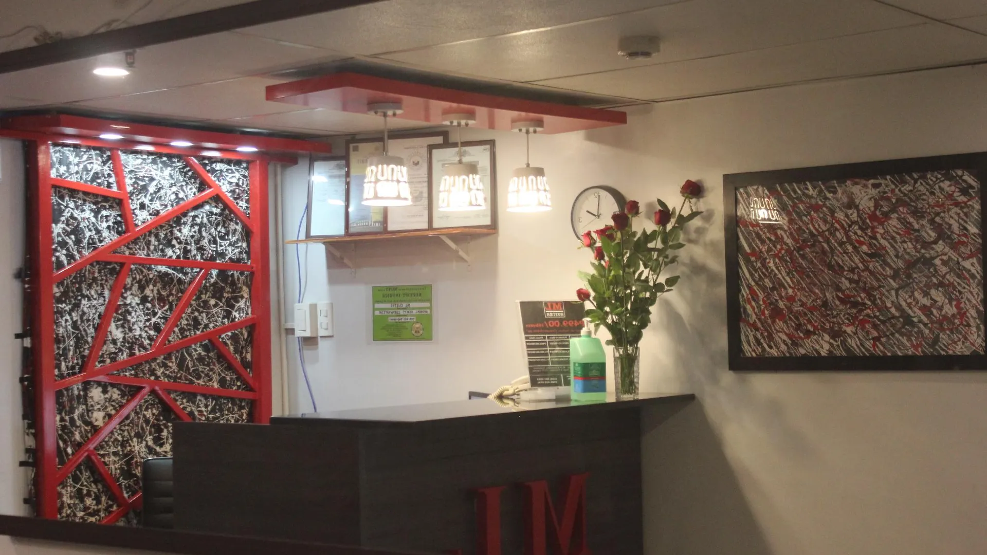 세부 ML 스위트 2성급 호텔 객실