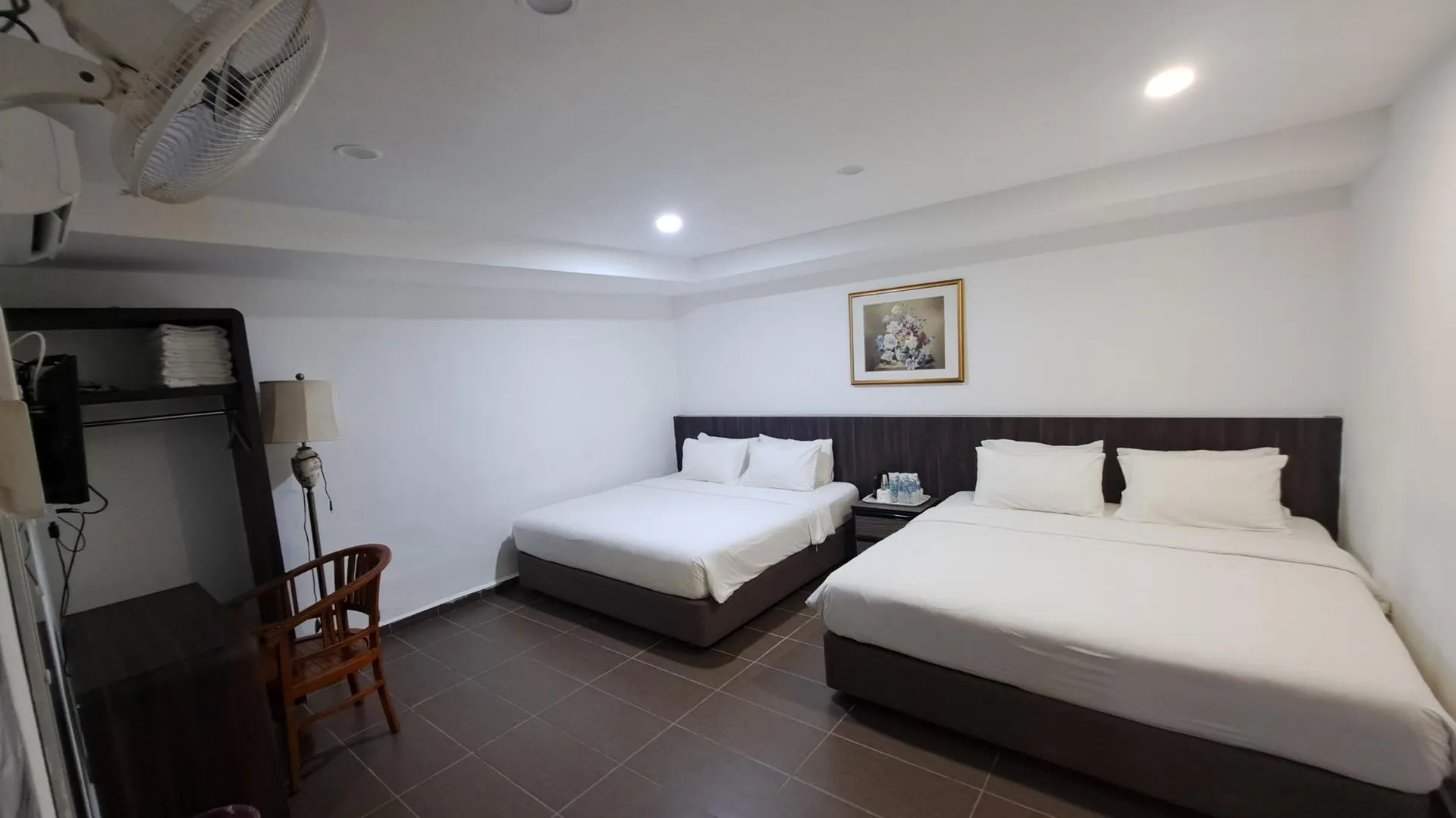 말라카 호텔 알 아브라르 3성급 호텔 스위트룸