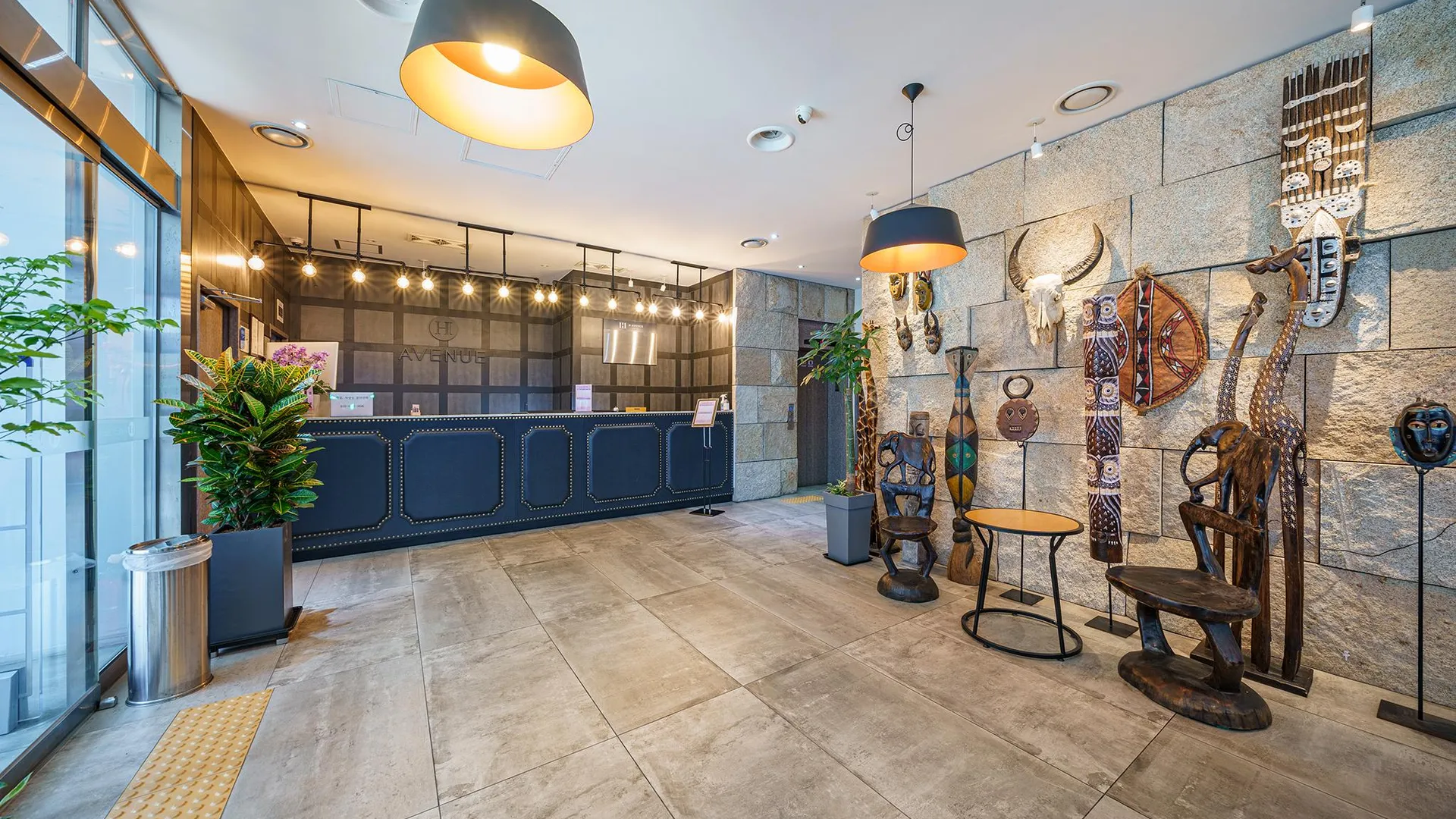 서울 에이치 에비뉴 호텔 역삼 2성급 호텔 외관