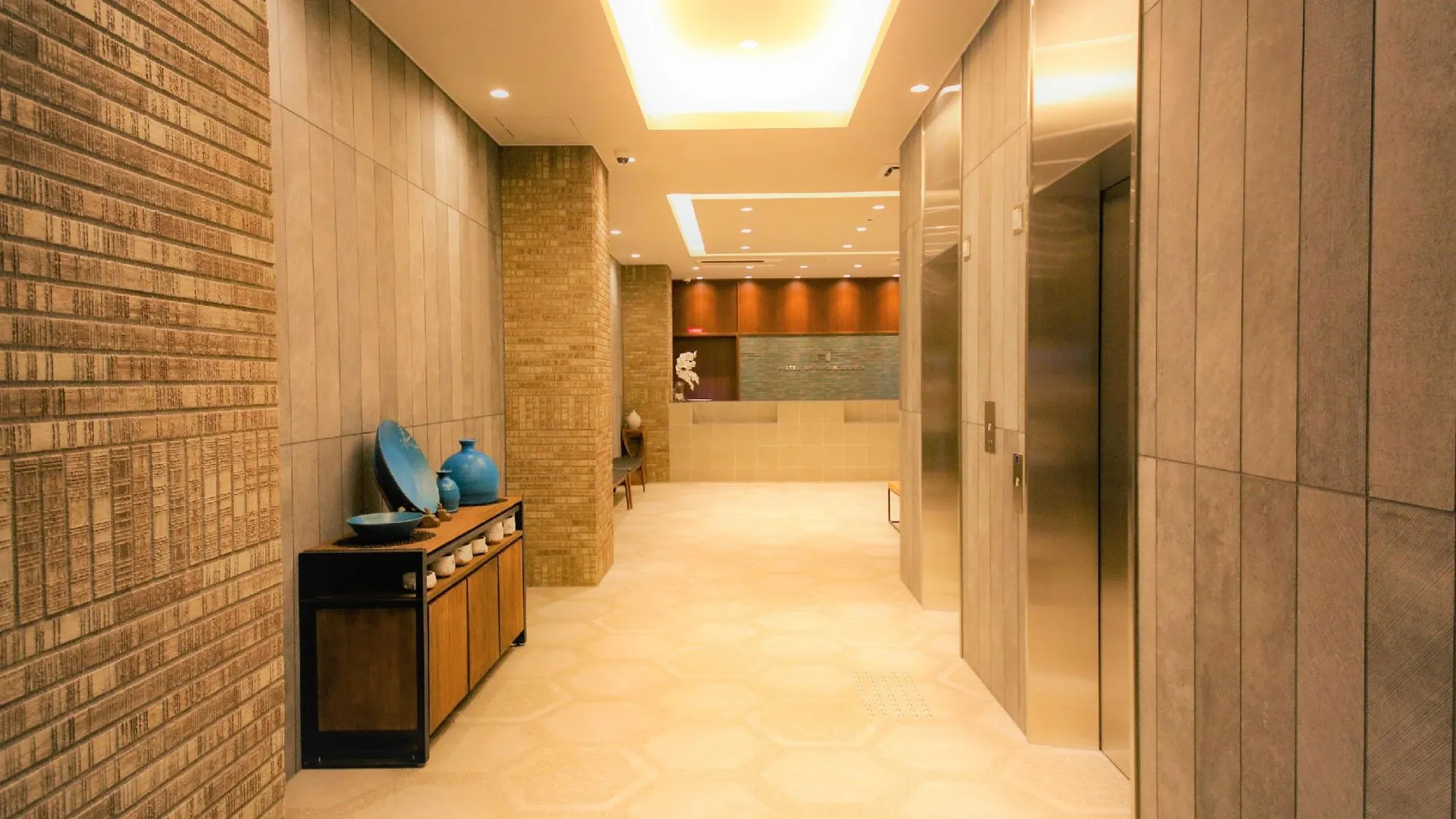 오사카 호텔 신포인 오사카 3성급 호텔 수영장