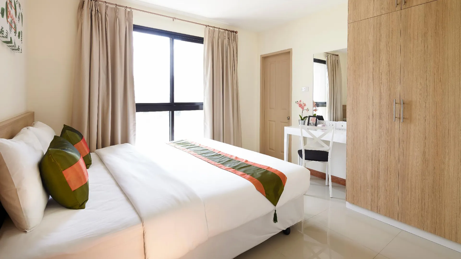 방콕 더 플림플레이스 호텔 3성급 호텔 스위트룸