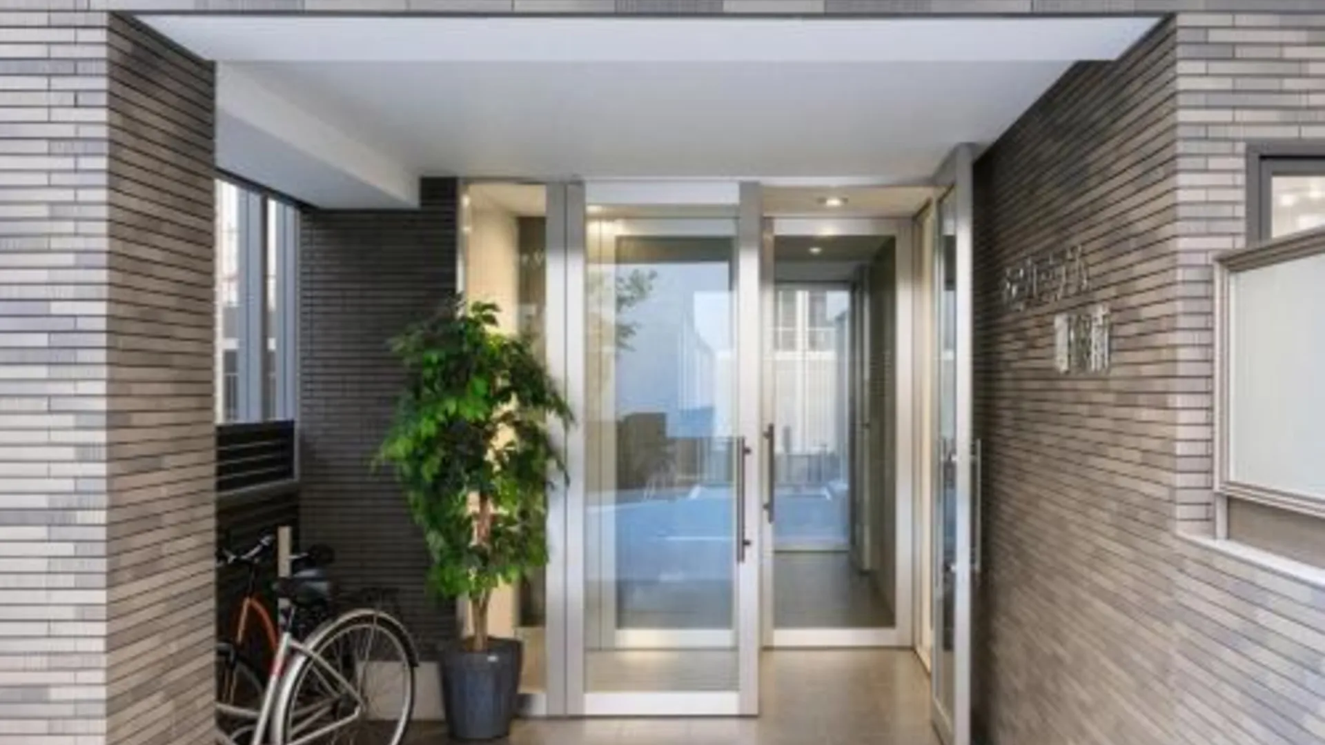 오사카 Unizen大国町店 4성급 싱글룸 로비