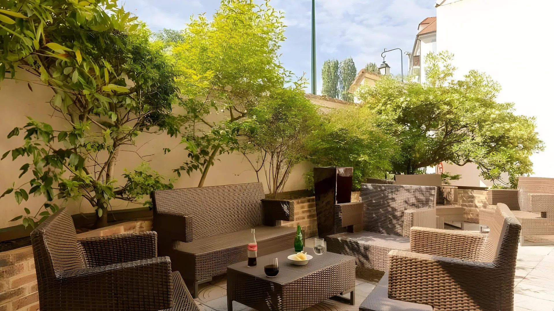 루얼 말메이슨 호텔 르 카르디날 뢰이 상트르 3성급 호텔 수영장