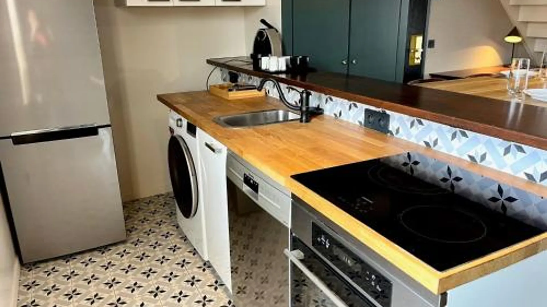 루얼 말메이슨 호텔 르 카르디날 뢰이 상트르 3성급 호텔 레스토랑