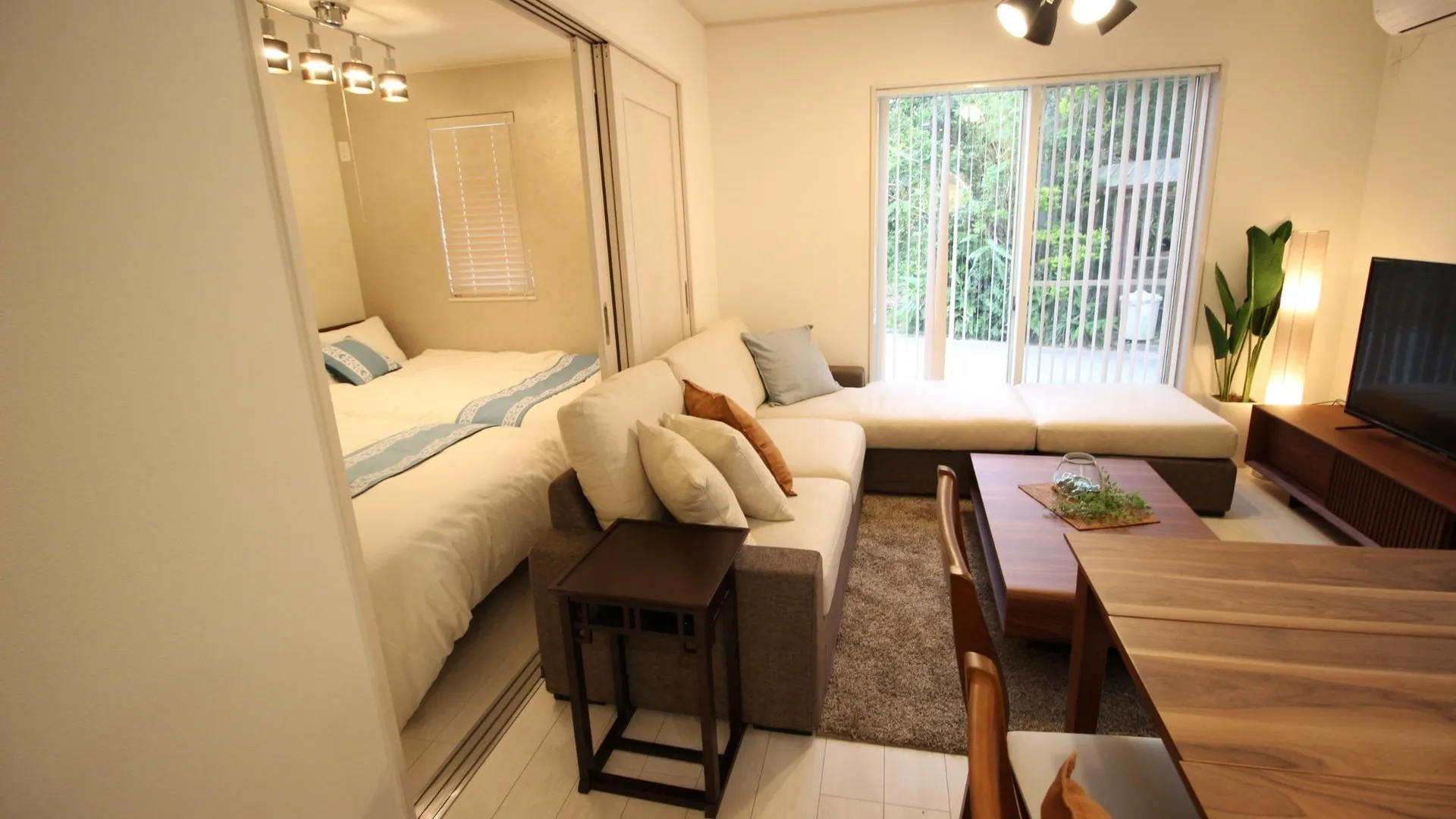 오키나와 본섬 호프 빌라 온나손 4성급 게스트하우스 스위트룸