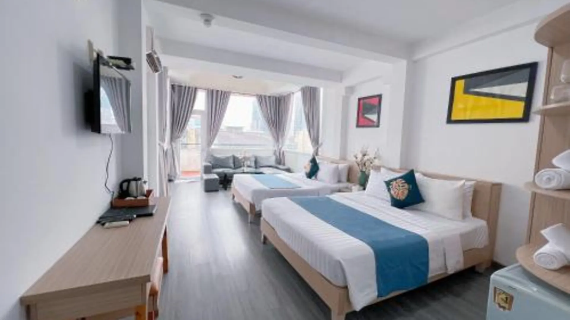 호치민 KT 메라키 부티크 호텔- 부이 비엔 워킹 스트리트 3성급 호텔 스위트룸