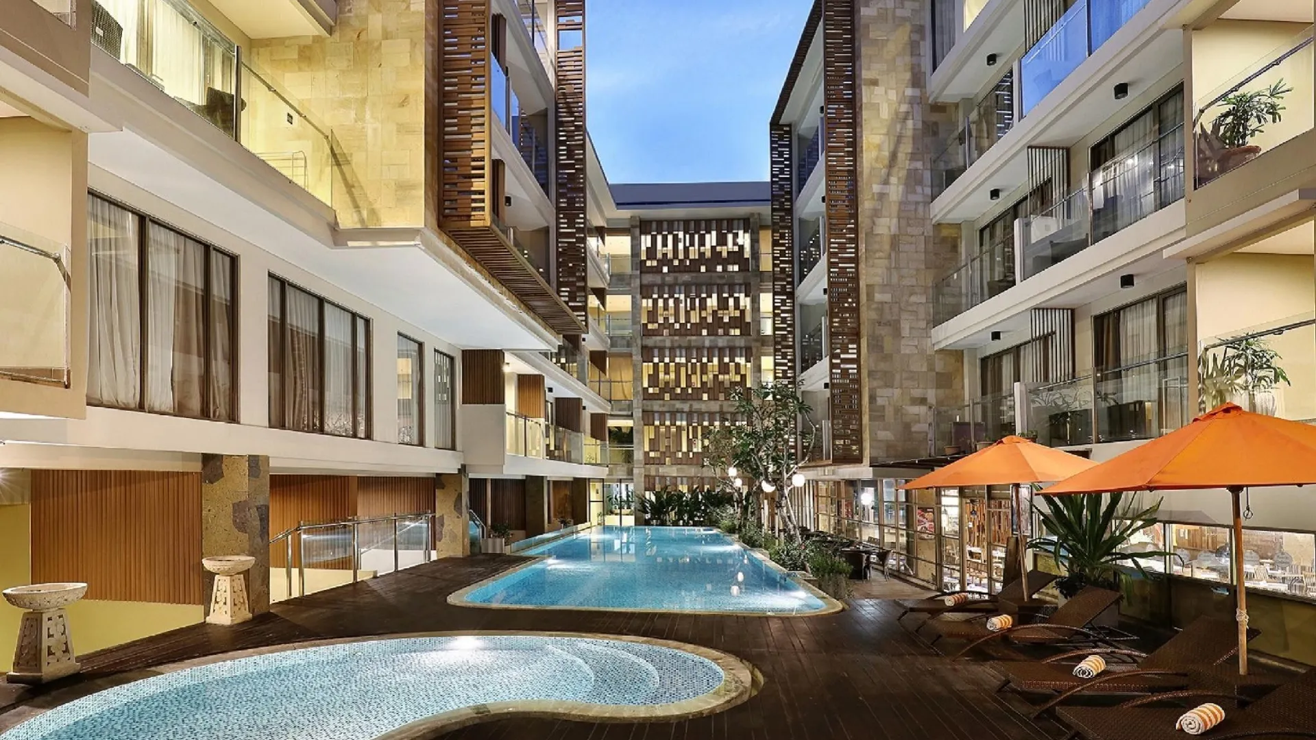 발리 하퍼 쿠타 바이 애스턴 4성급 호텔 로비