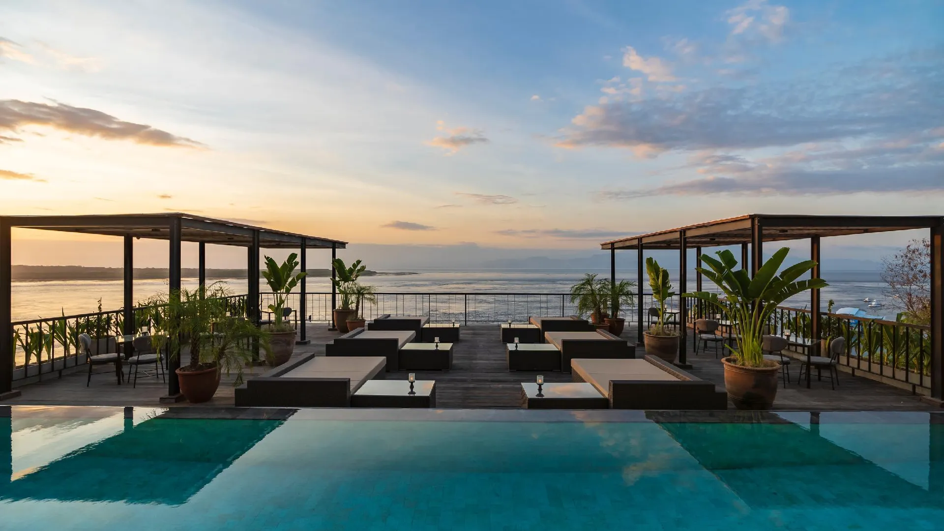 발리 아디와나 와르나칼리 리조트 - 누사 페니다 4성급 호텔 객실