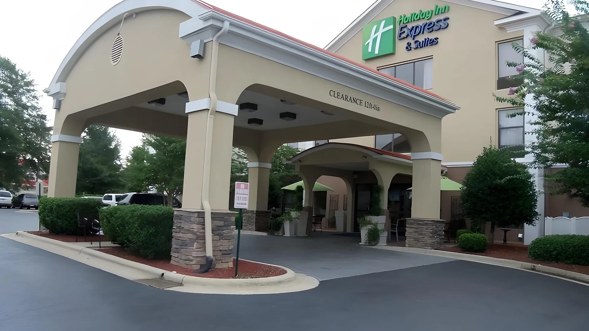 샌포드 (NC) 홀리데이 인 익스프레스 호텔 앤 스위트 샌포드 바이 IHG 2성급 호텔 객실