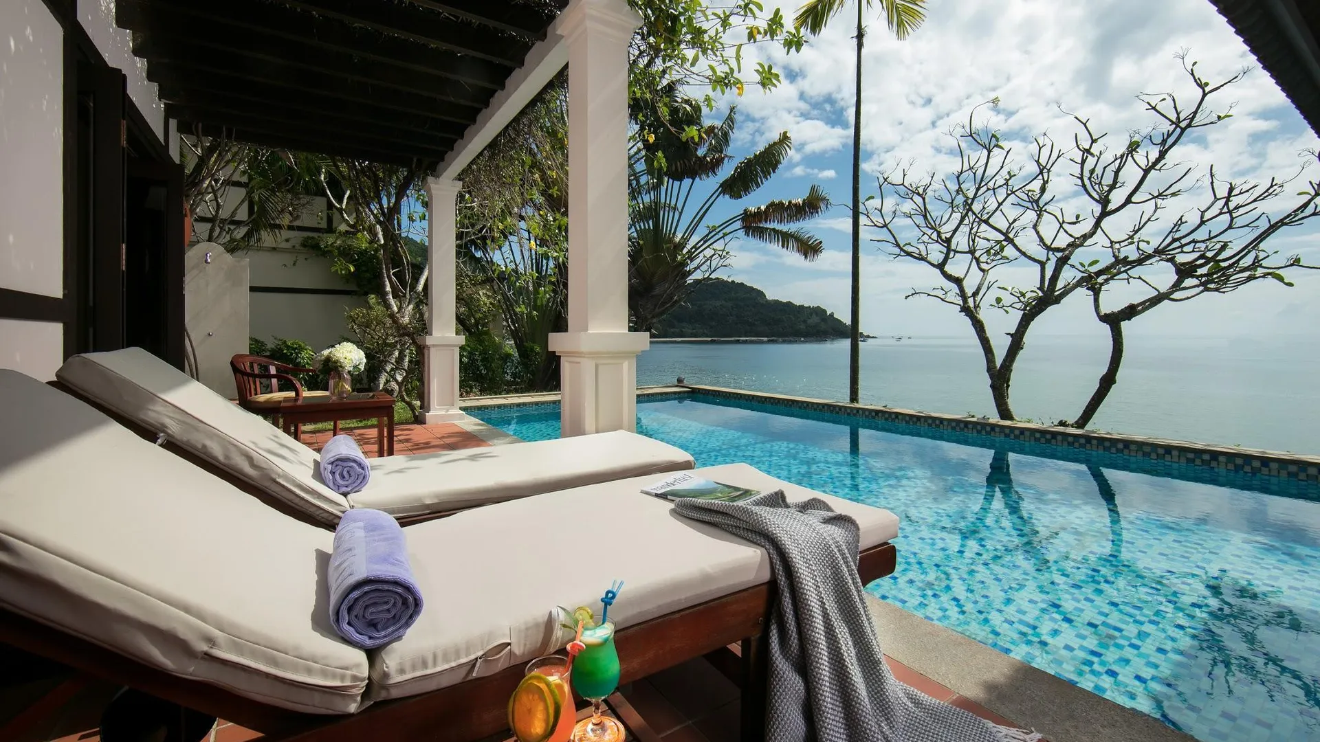 다낭 손 트라 리조트 앤 스파 다낭 4성급 호텔 로비