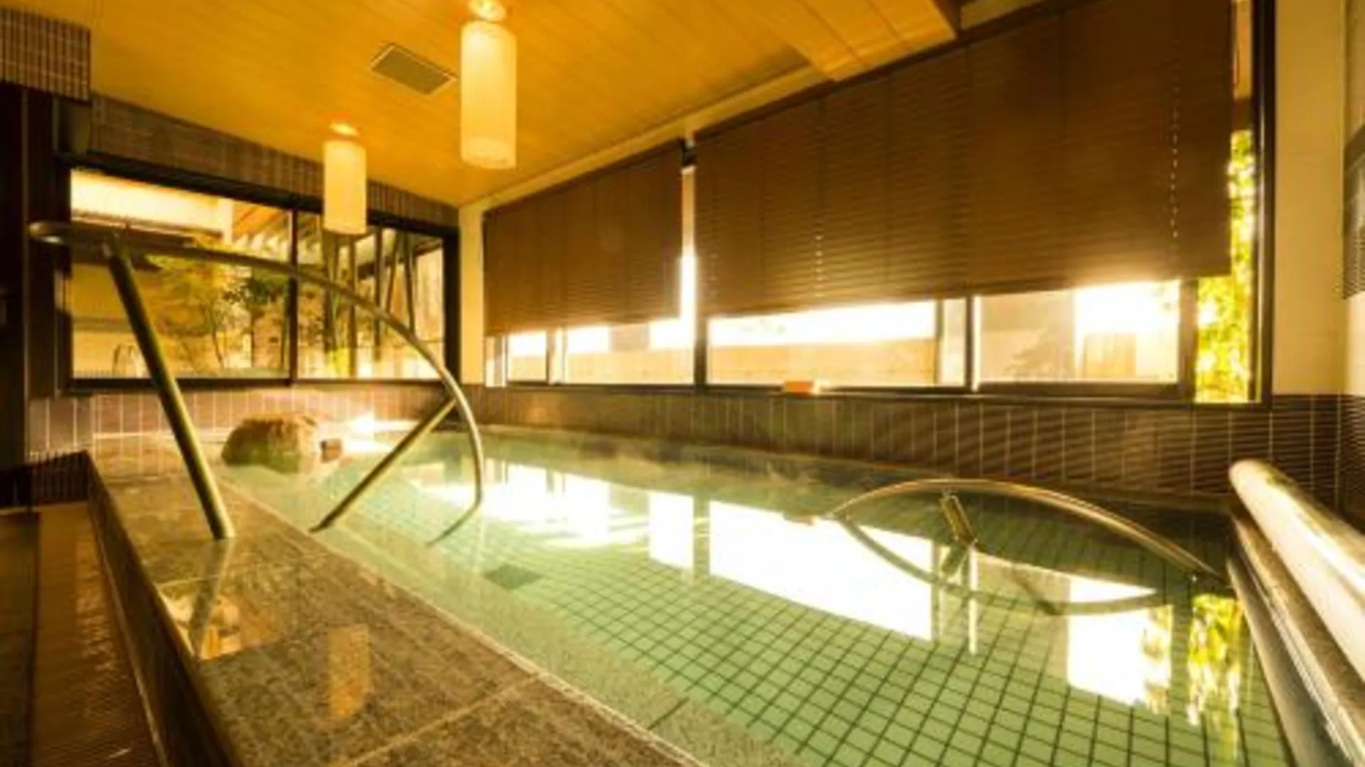 교토 내추럴 핫 스프링 도미 인 프리미엄 교토 에키마에 3성급 호텔 객실