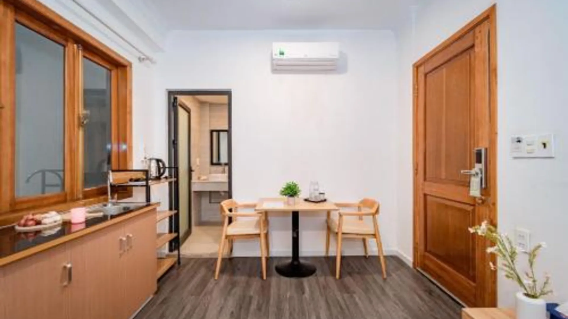 호치민 알파 스타일 응오반남 4성급 게스트하우스 로비