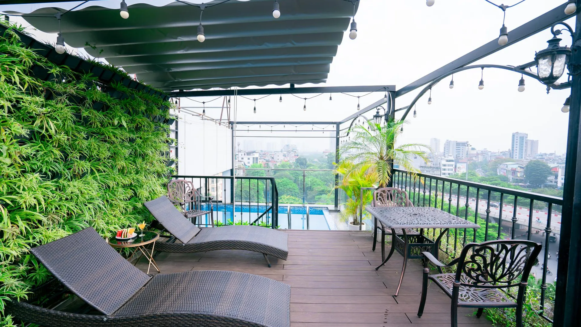 하노이 22랜드 레지던스 호텔 앤 스파 하노이 4성급 호텔 수영장