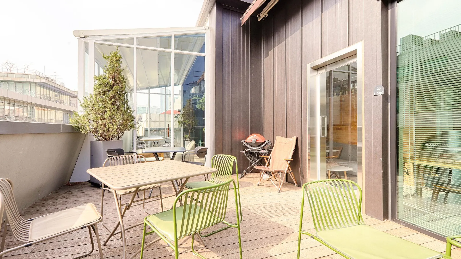 서울 업플로 호스텔 2성급 호텔 수영장