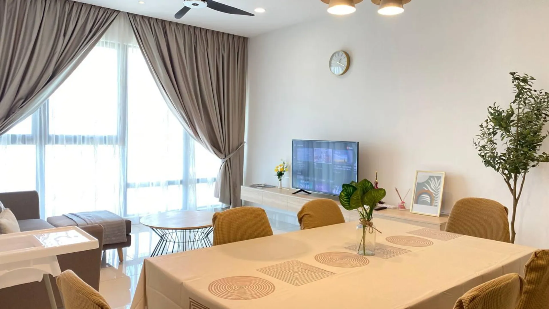 조호바루 / 조호르바루 수투랑바루의 프라이빗 하우스 (137m², 침실 3개, 프라이빗 욕실 2개) 4성급 싱글룸 객실