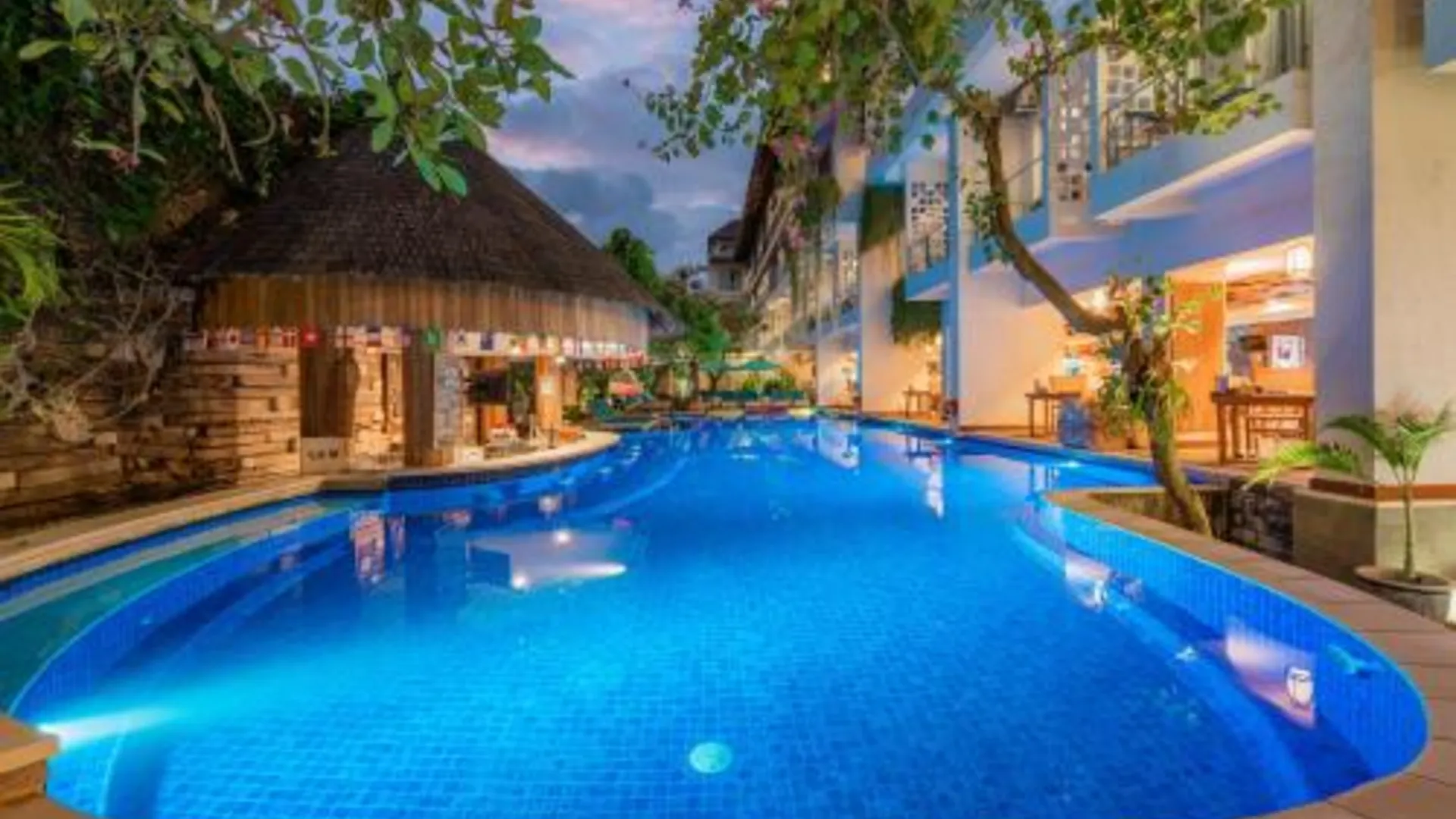 발리 짐바란 베이 비치 리조트 앤 스파 바이 프라부 4성급 호텔 로비