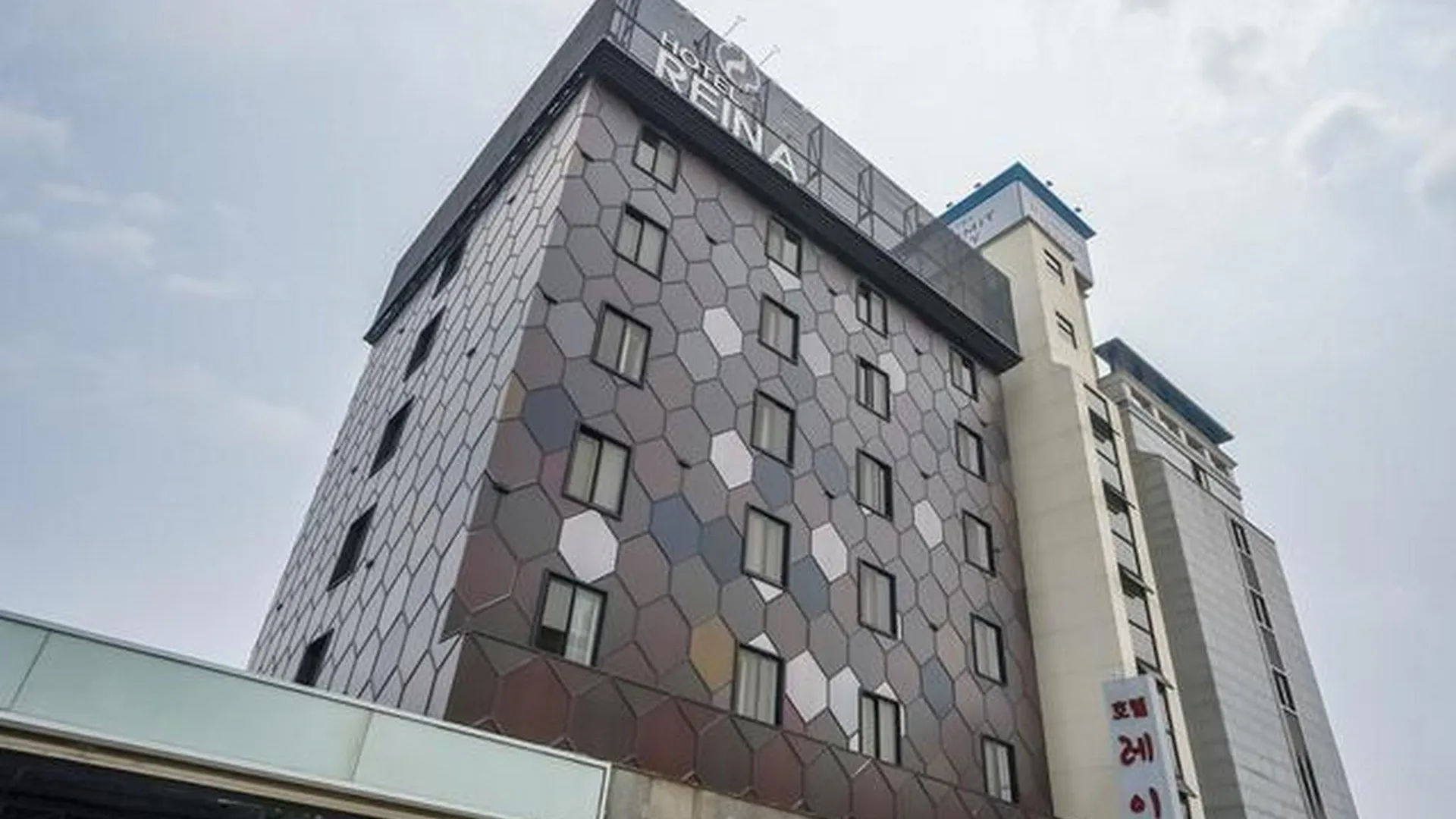 전주 전주 산정동 호텔 레이나 호텔 수영장