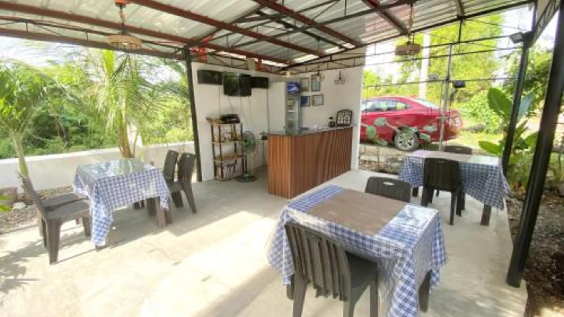 세부 코코넛 인 모알보알 1성급 호텔 객실