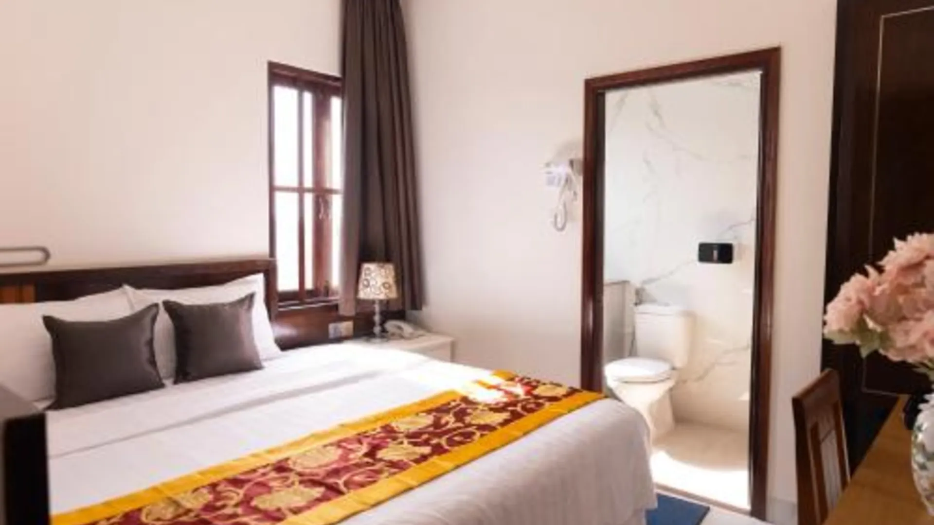 호치민 아타나 사이공 부티크 호텔 II 2성급 호텔 스위트룸