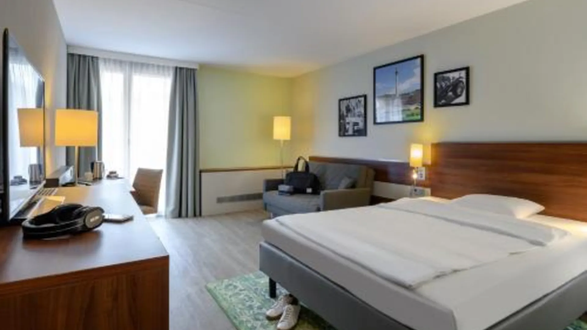 진델핑겐 머큐어 호텔 슈투트가르트 진델핑겐 언 데어 메세 4성급 호텔 전망