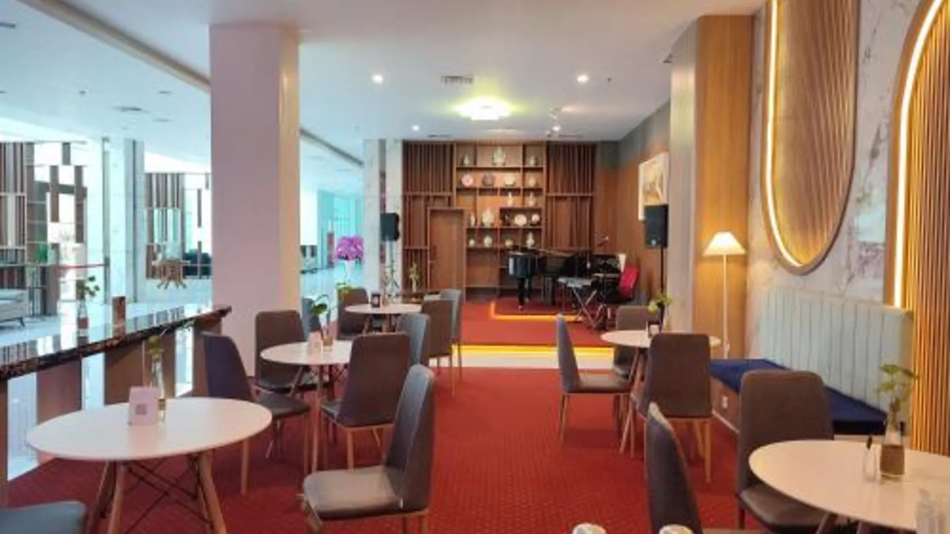 마카사르 UNHAS HOTEL & CONVENTION 4성급 호텔 수영장