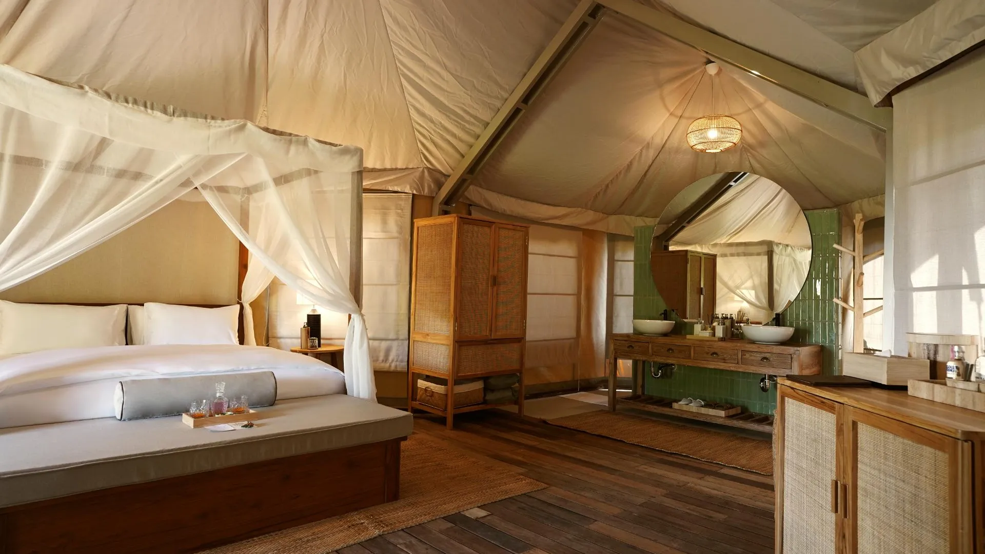 치앙라이 Tantawan Tented camp 5성급 게스트하우스 스위트룸