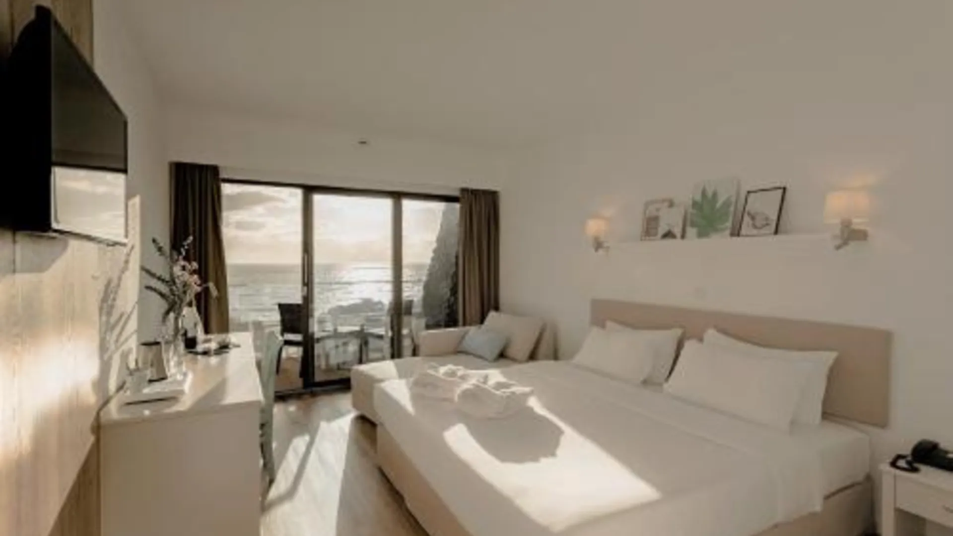 아쿠아 드 파우 Caloura Hotel Resort 4성급 호텔 스위트룸