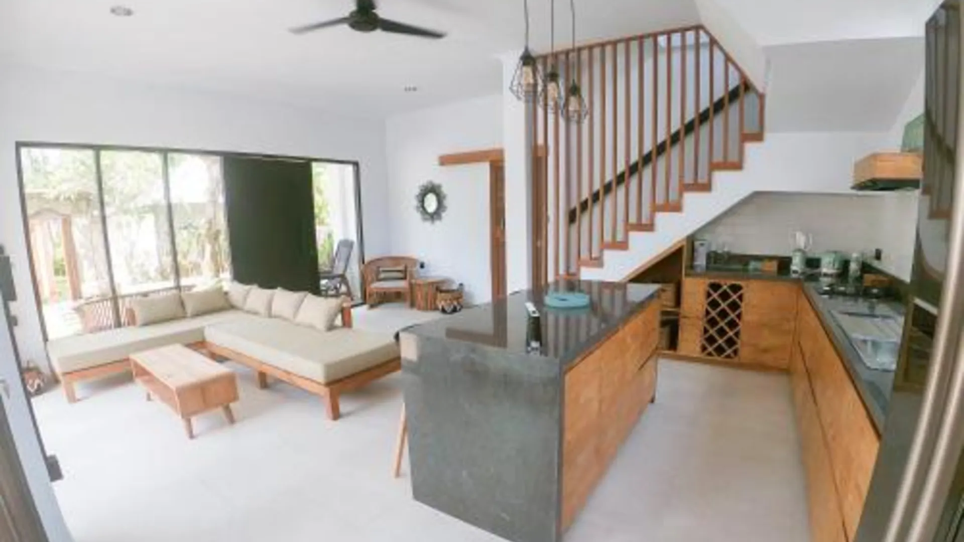 발리 Mangga Wangga Living 3성급 호텔 로비