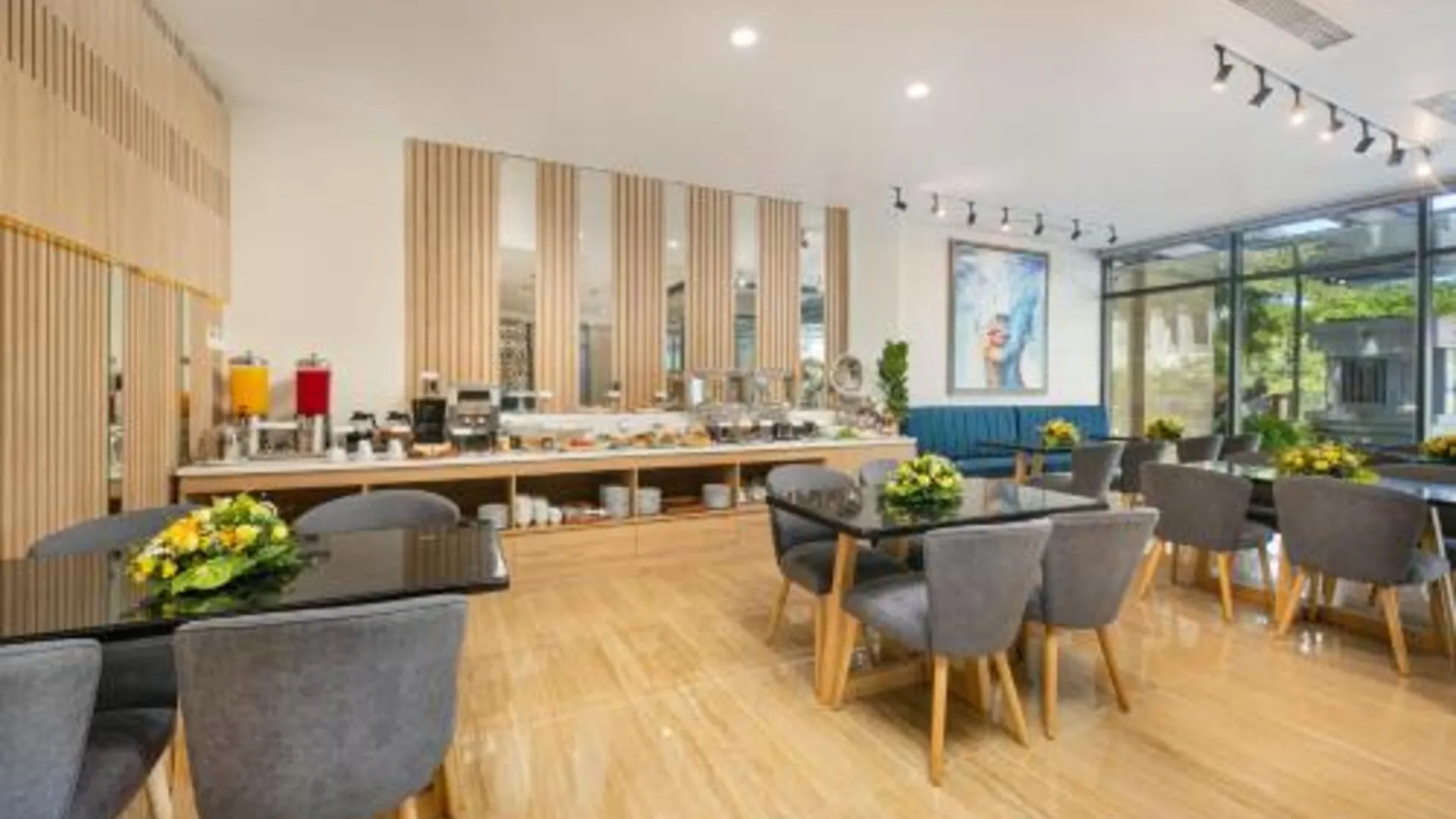 다낭 선 리버 호텔 앤 아파트먼트 4성급 호텔 로비