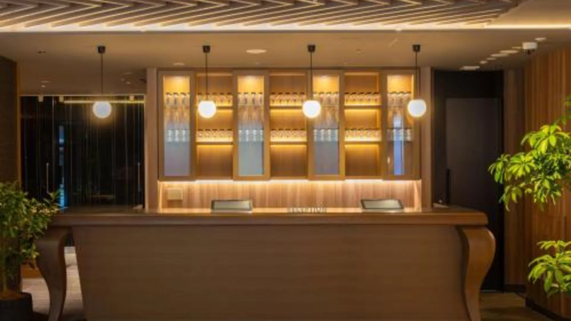 교토 인섬니아 교토 오이케 3성급 호텔 외관